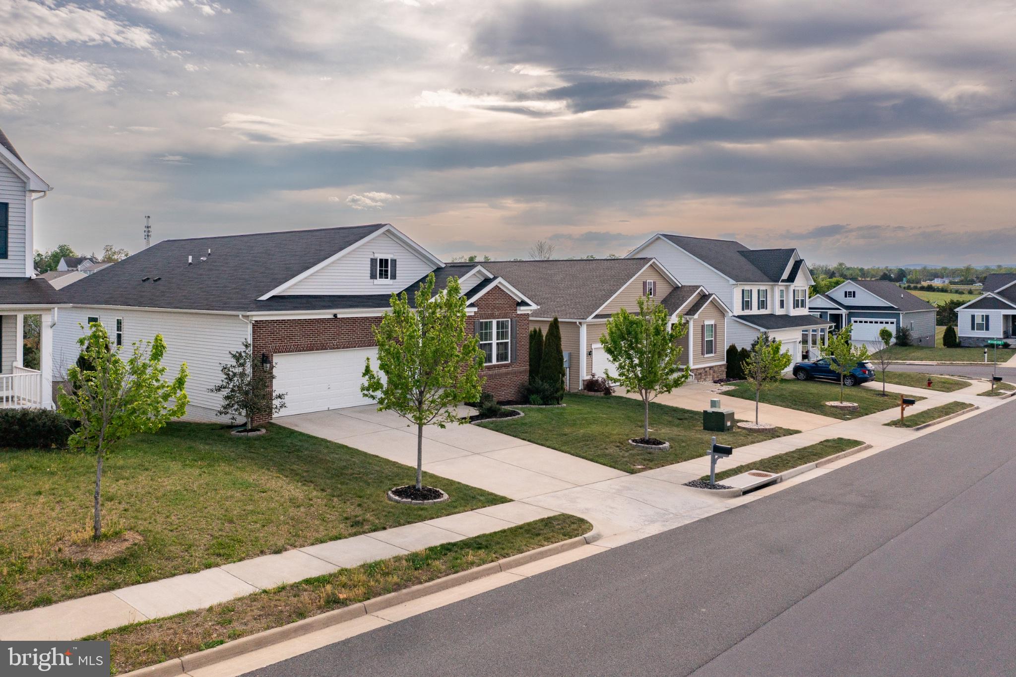 SOUTHERN HILLS - Residential