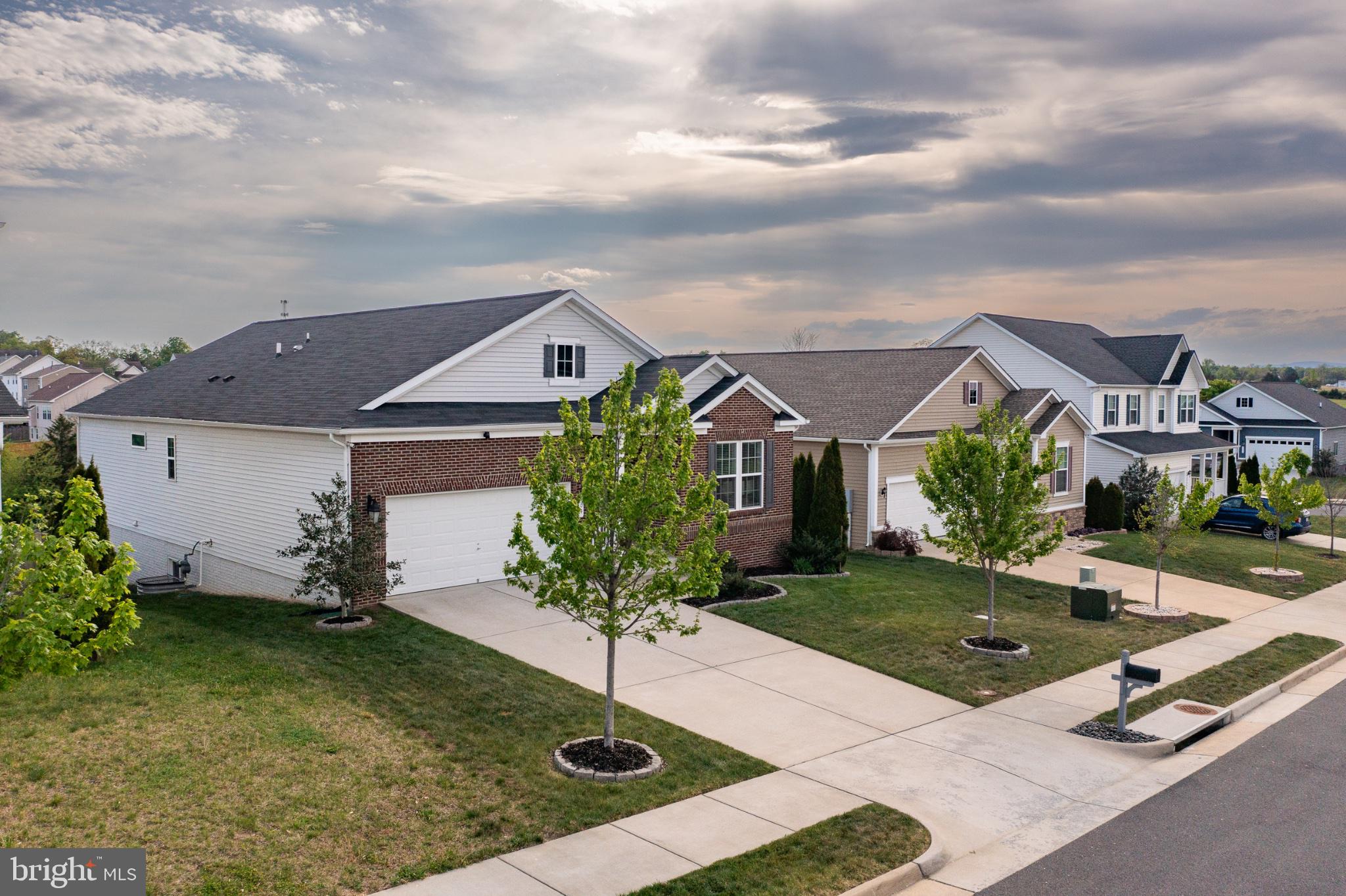 SOUTHERN HILLS - Residential