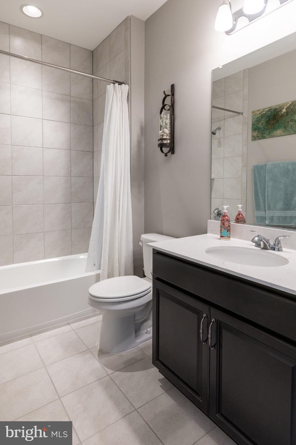 SOUTHERN HILLS - Residential