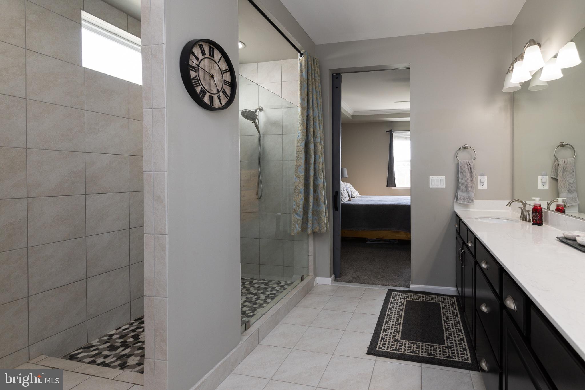 SOUTHERN HILLS - Residential