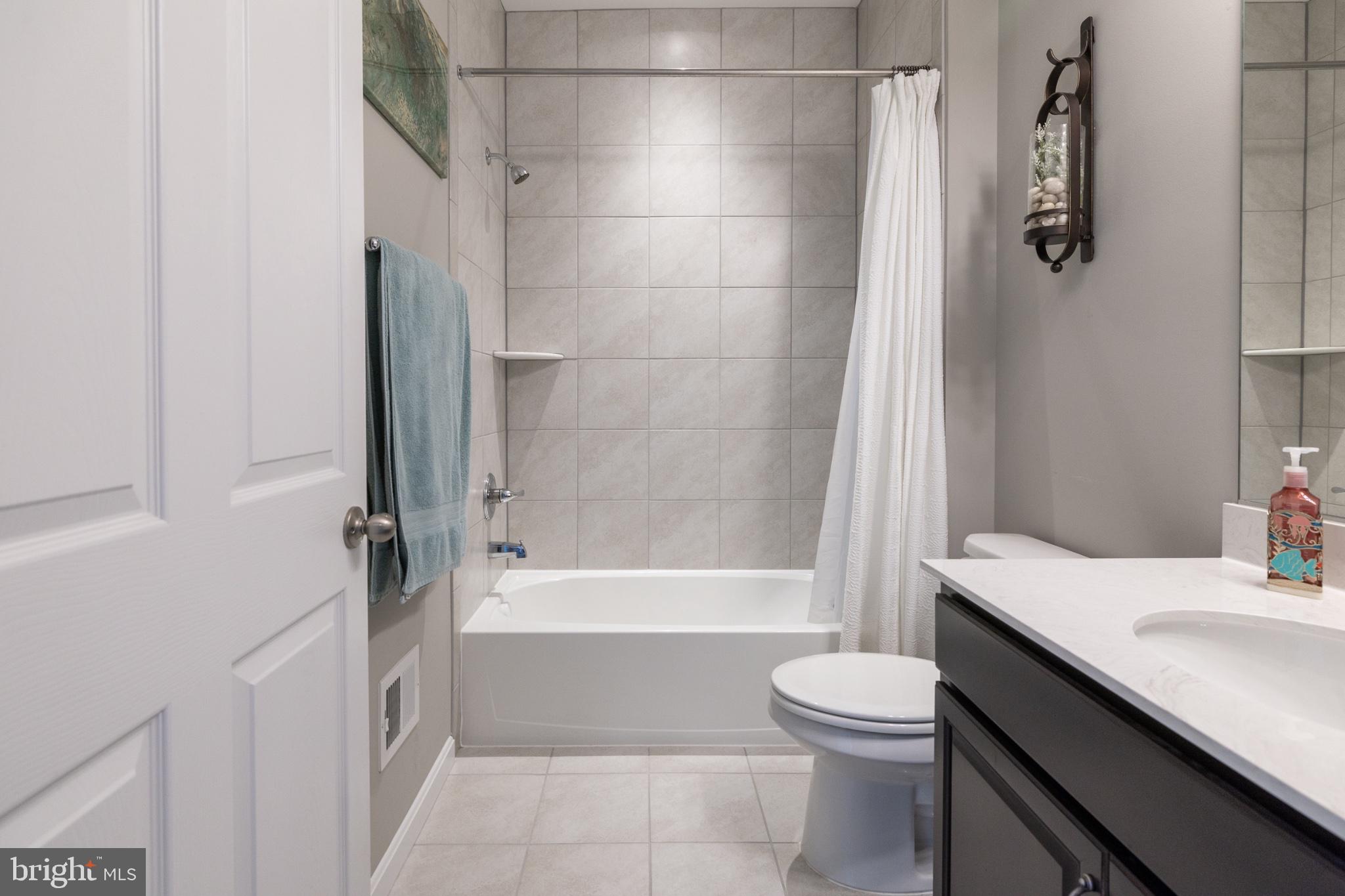 SOUTHERN HILLS - Residential