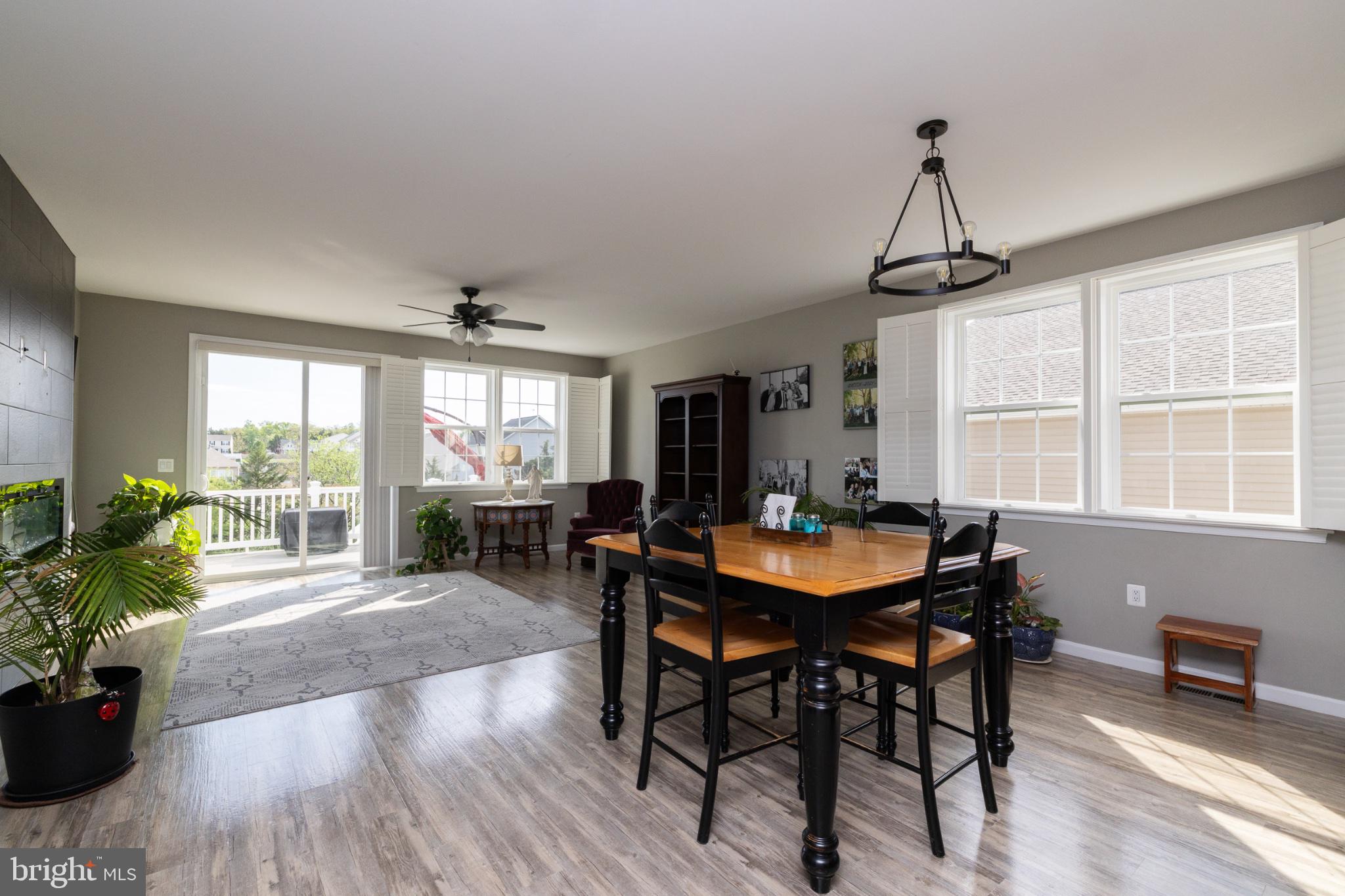 SOUTHERN HILLS - Residential