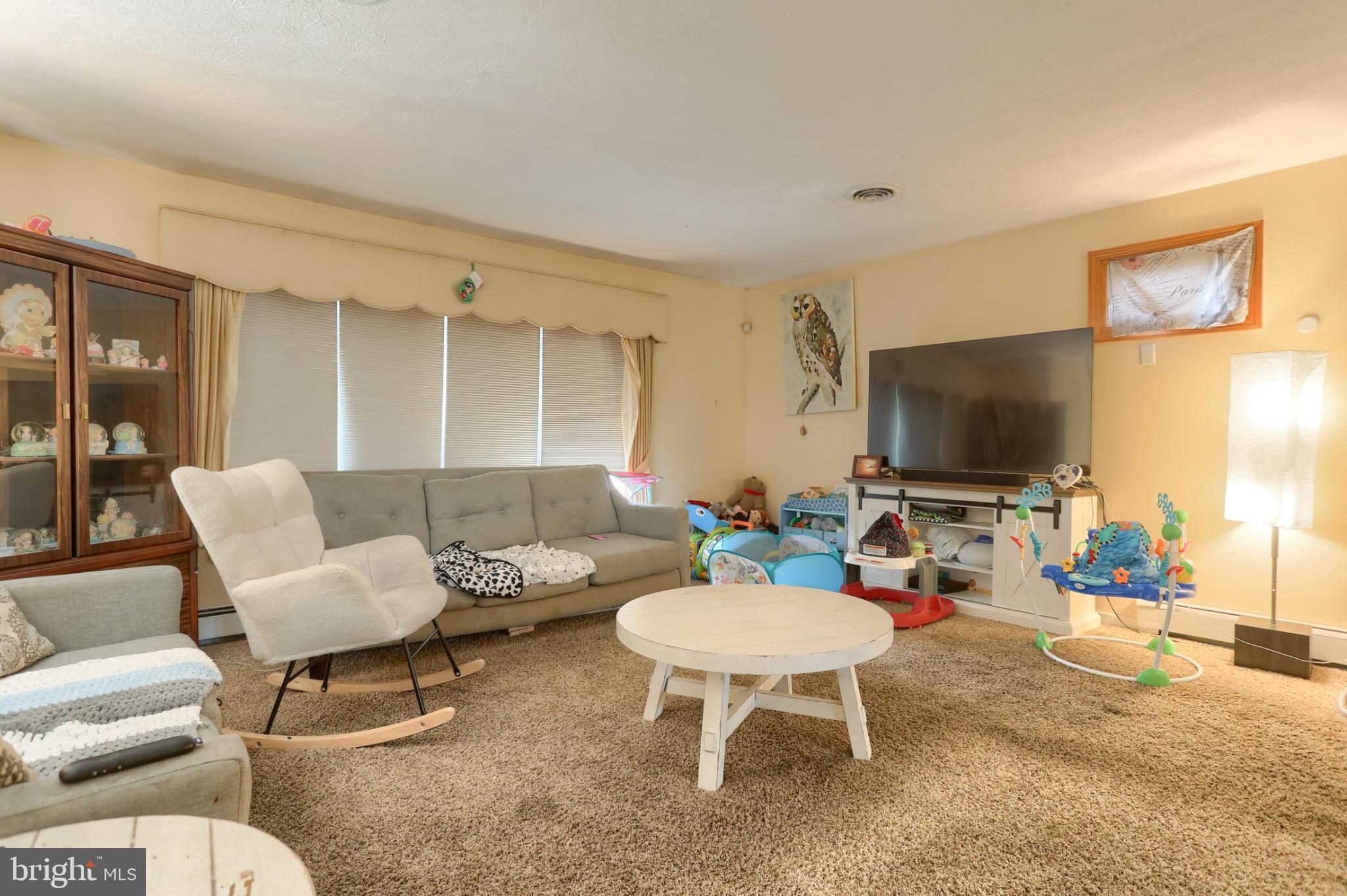 621 E MIFFLIN STREET