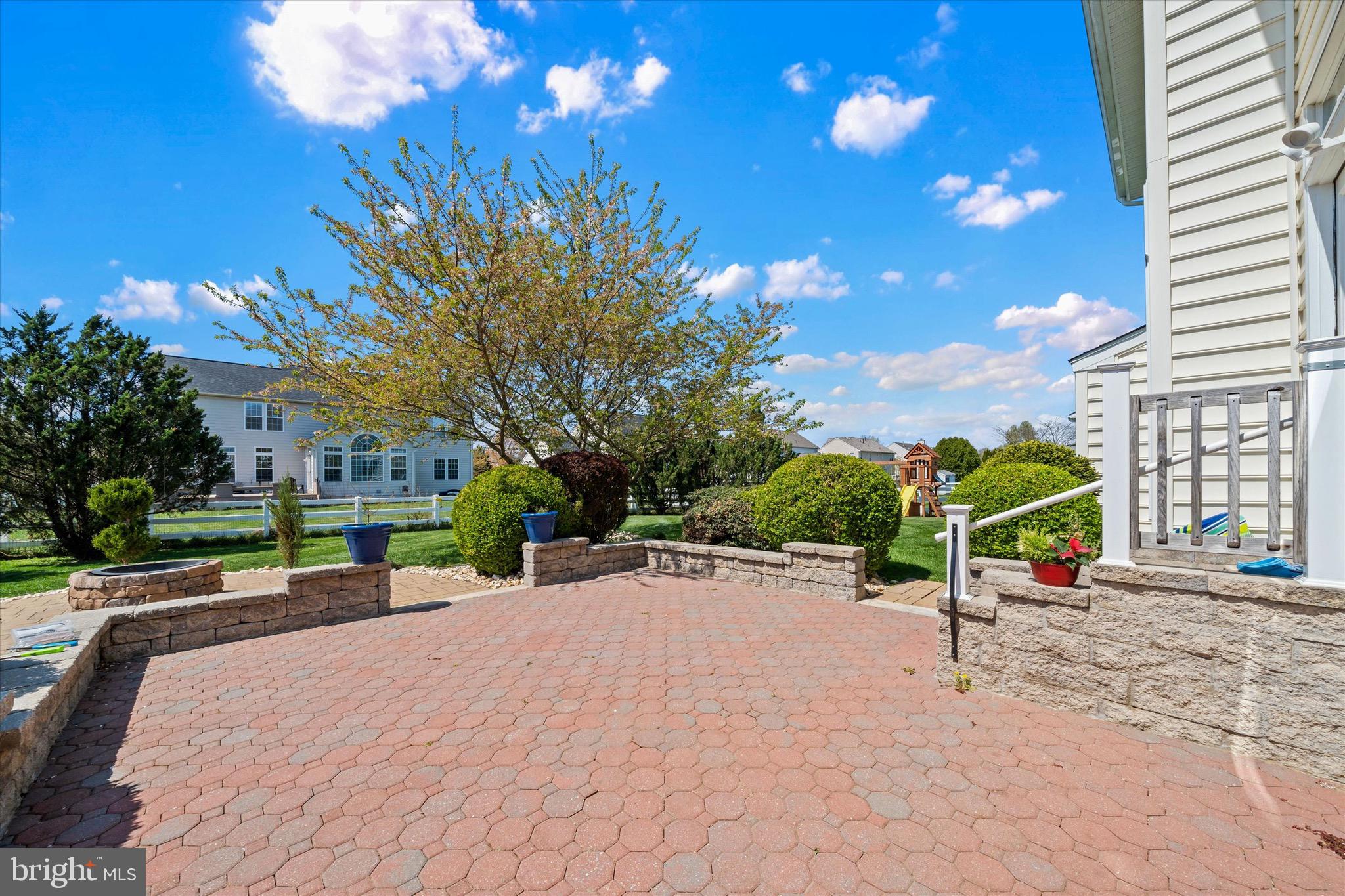 DOVE RUN - Residential