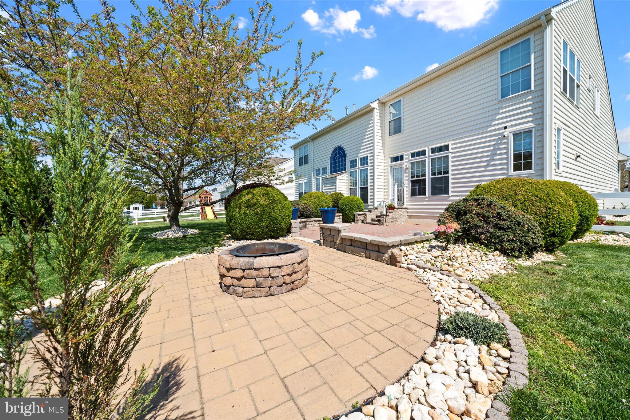 DOVE RUN - Residential