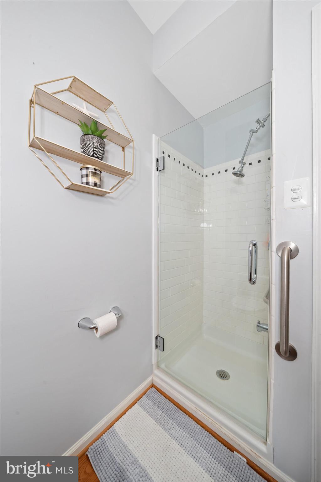 DOVE RUN - Residential