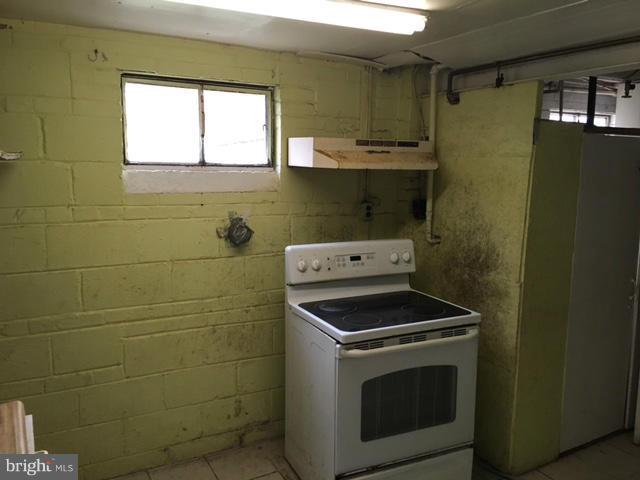 WOODLAWN HEIGHTS - Residential