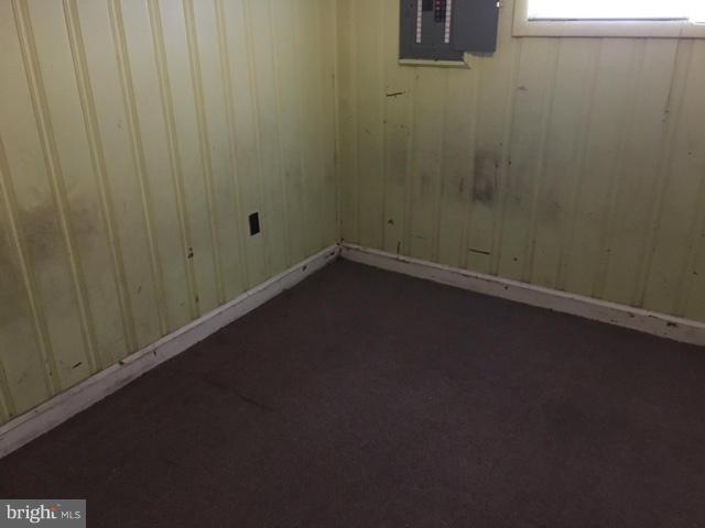 WOODLAWN HEIGHTS - Residential