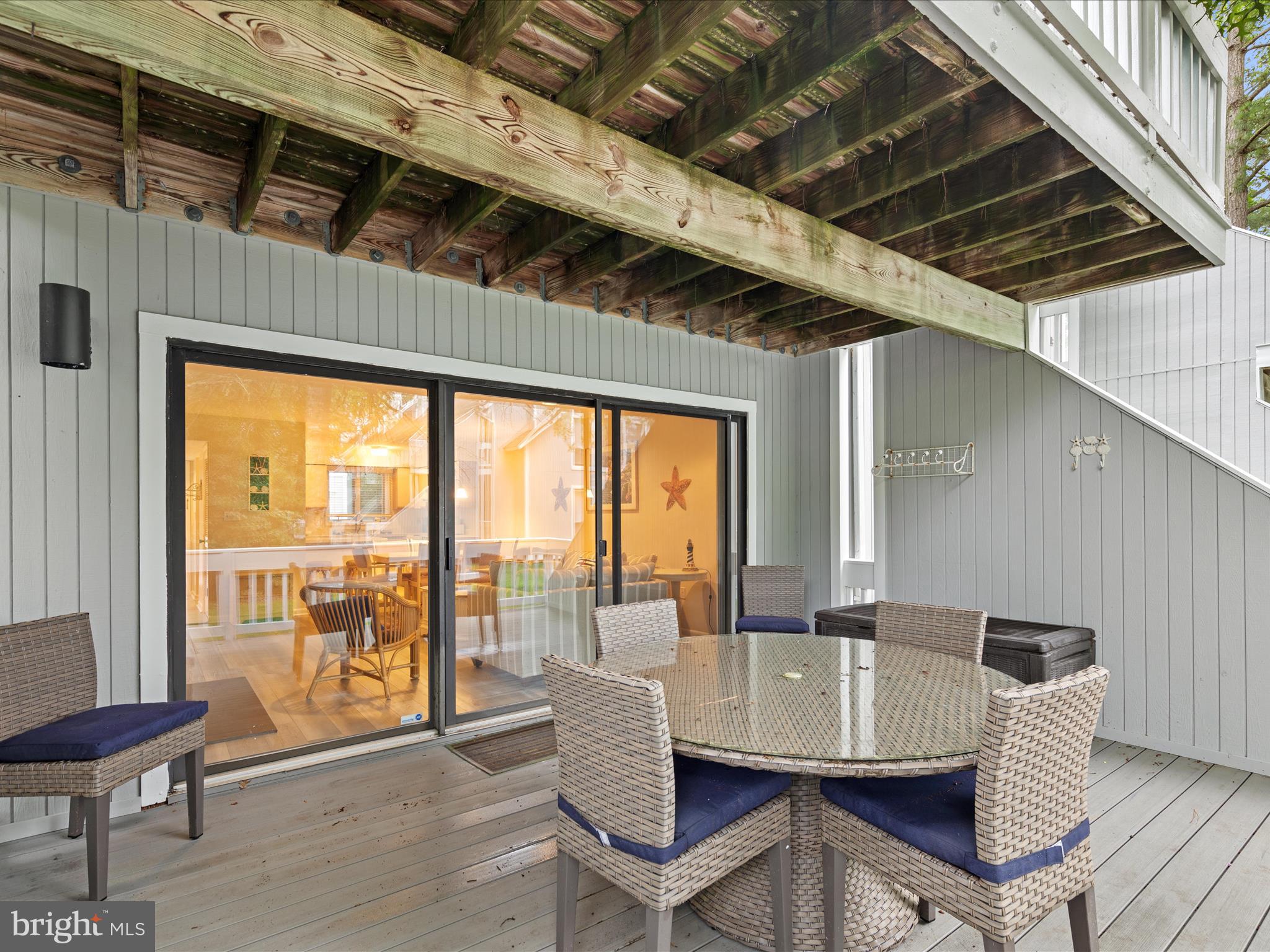 SEA COLONY WEST - Residential