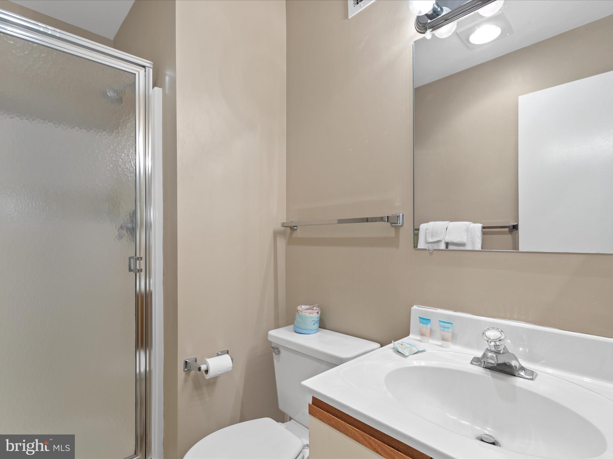 SEA COLONY WEST - Residential