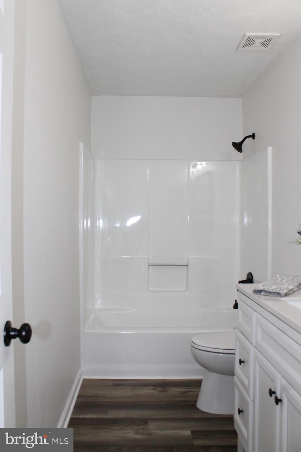 SOUTHRIDGE TOWNHOUSES - Residential