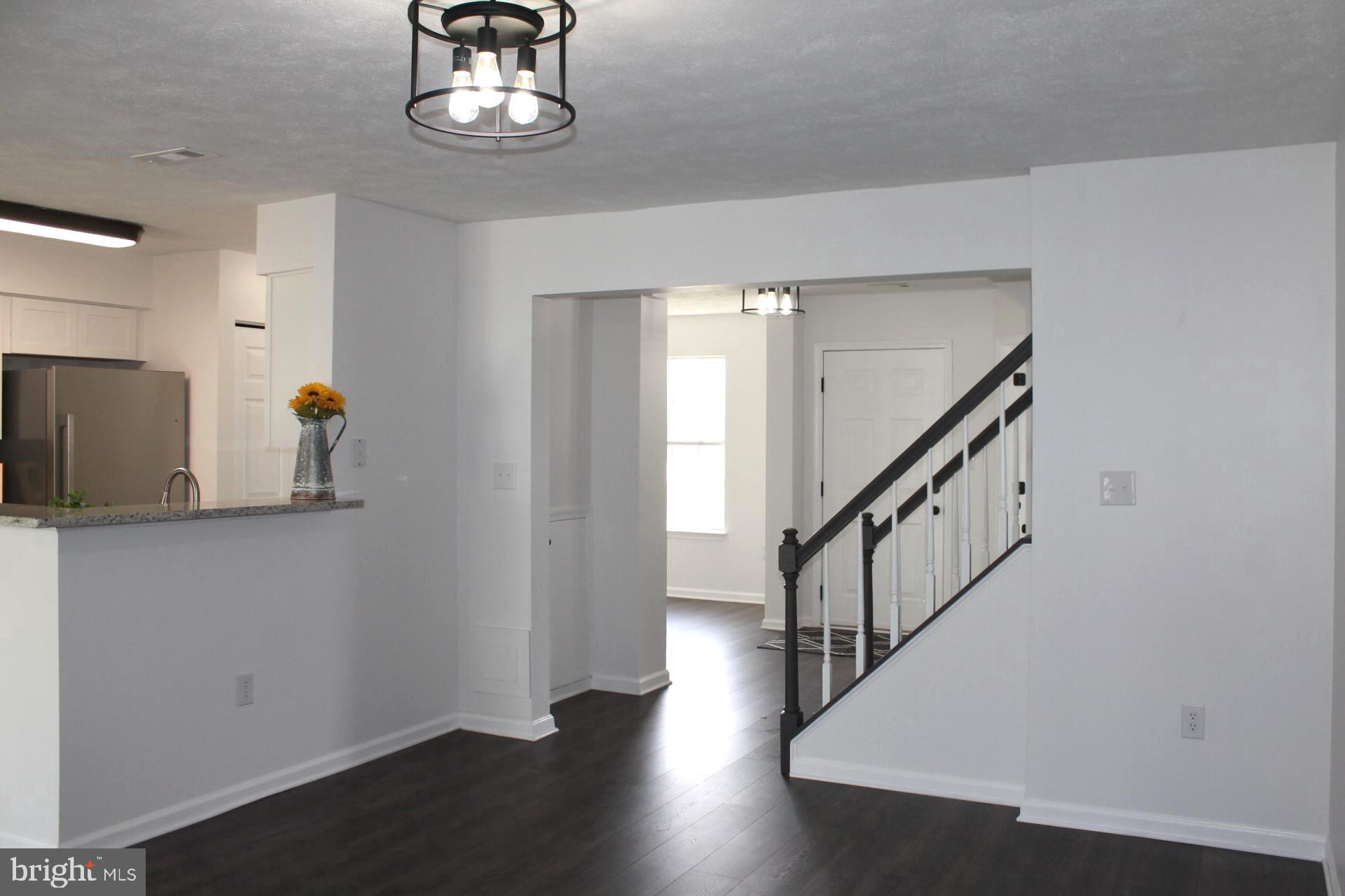 SOUTHRIDGE TOWNHOUSES - Residential