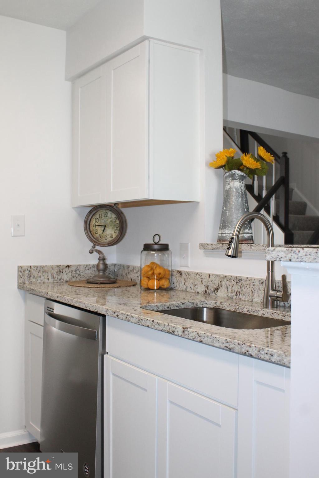 SOUTHRIDGE TOWNHOUSES - Residential