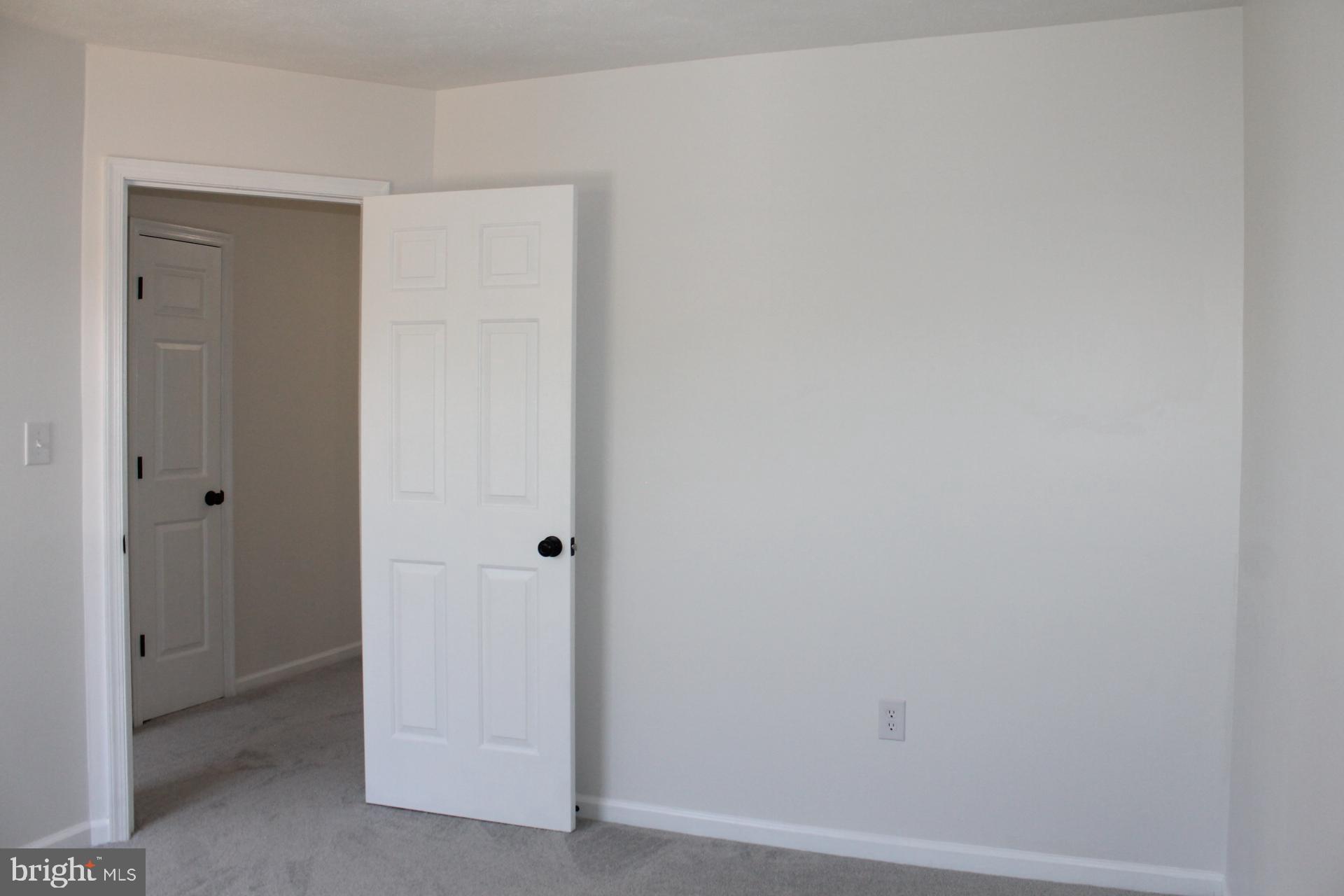 SOUTHRIDGE TOWNHOUSES - Residential