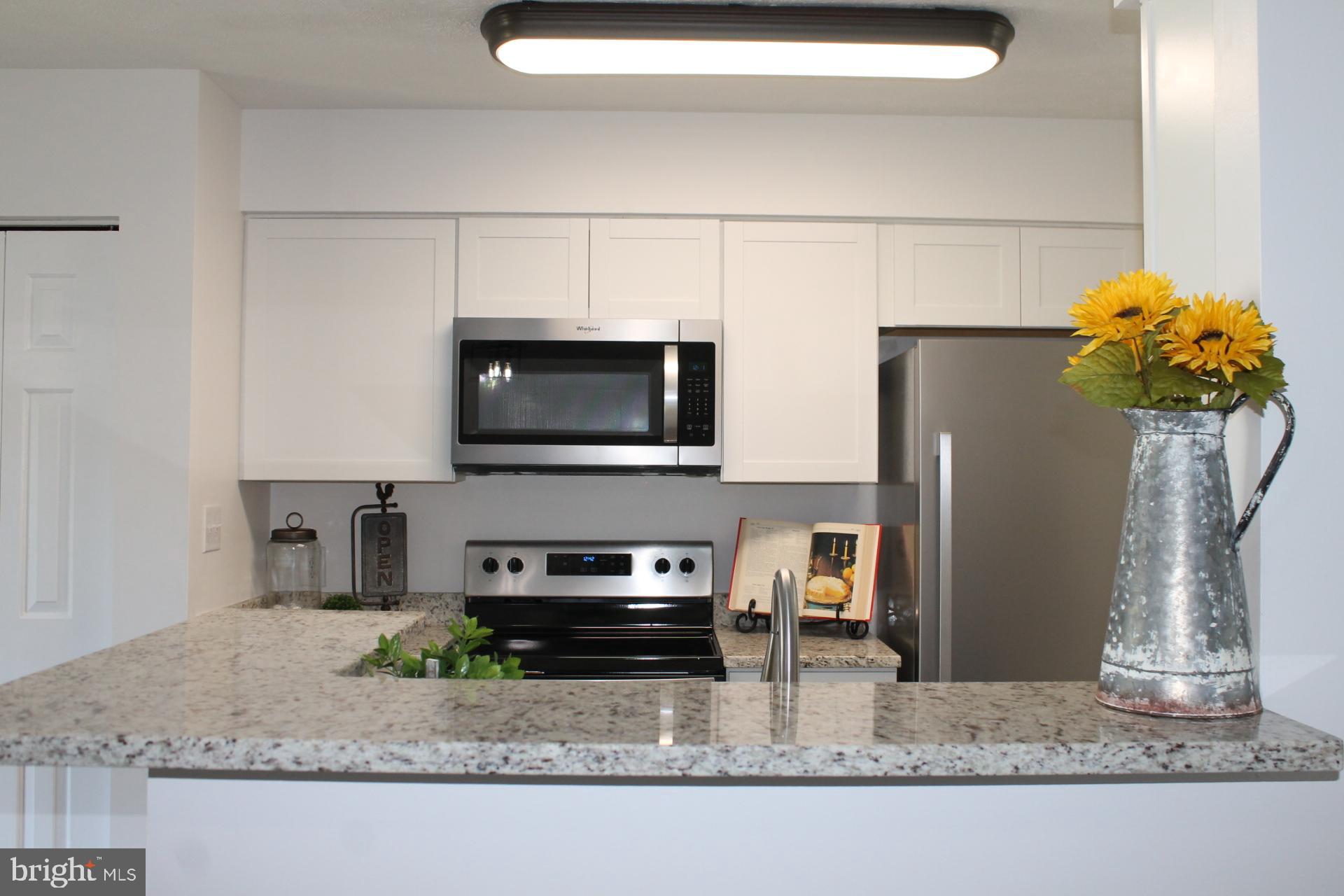 SOUTHRIDGE TOWNHOUSES - Residential