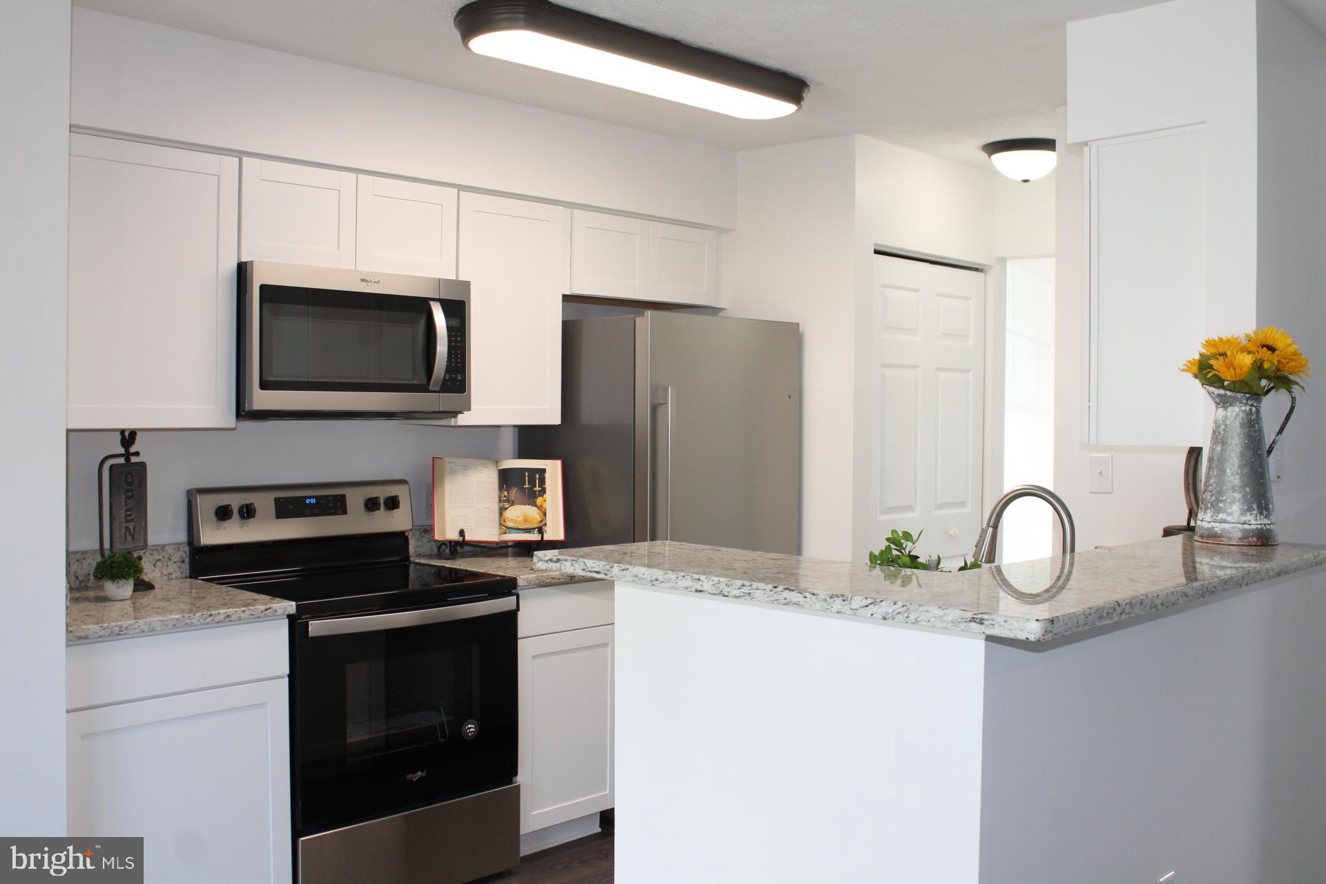 SOUTHRIDGE TOWNHOUSES - Residential