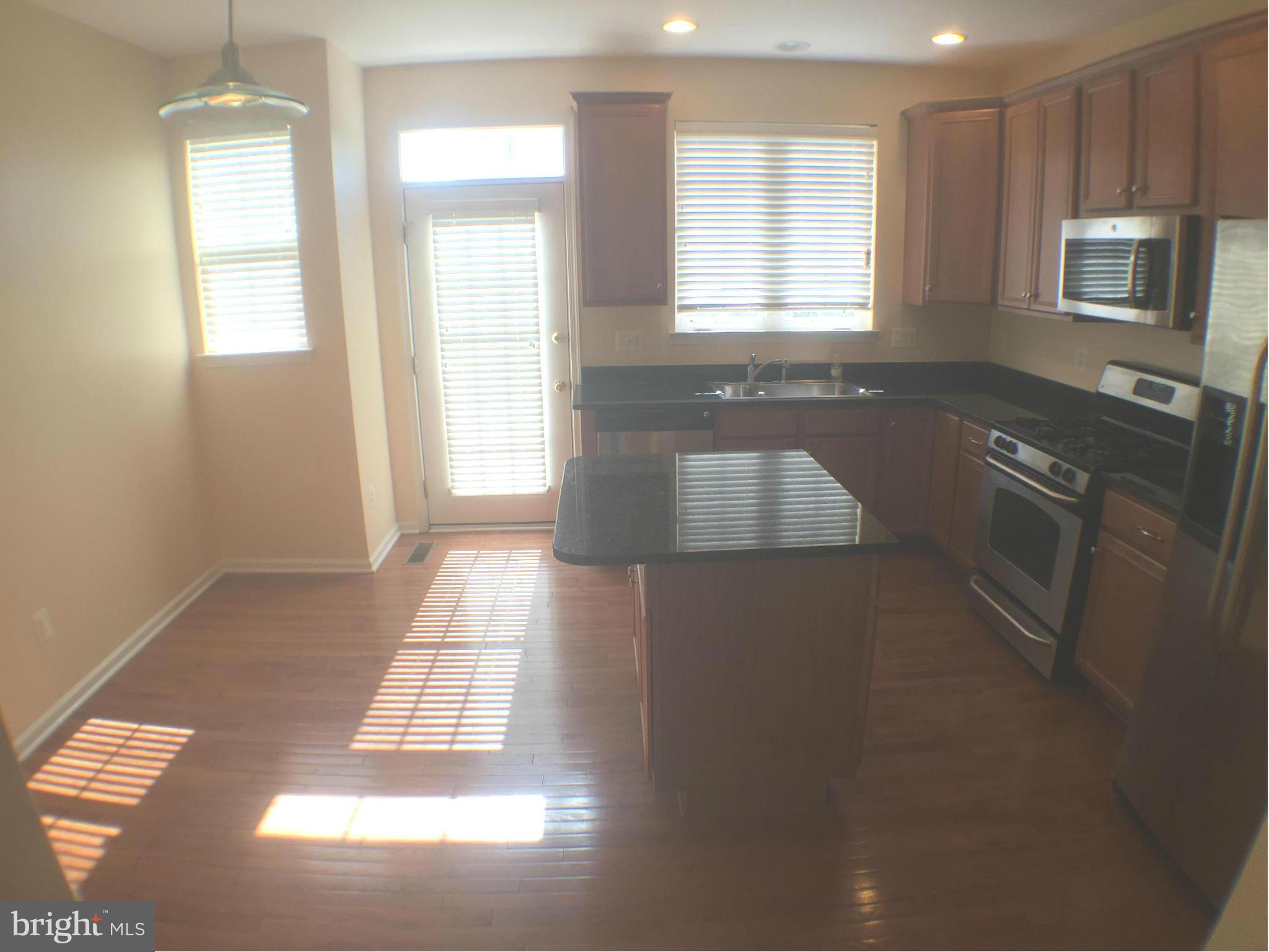 BELMONT LAND BAY - Residential