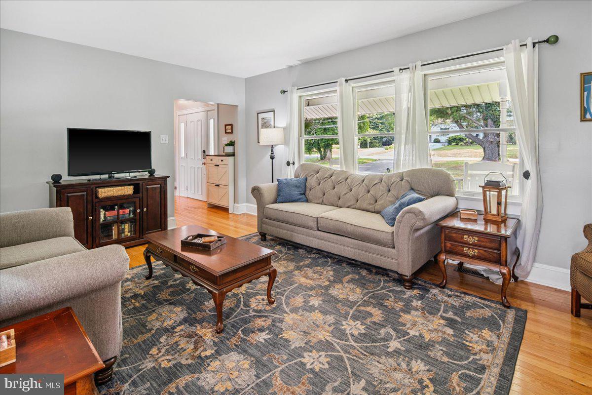8 HIGH ACRES DRIVE