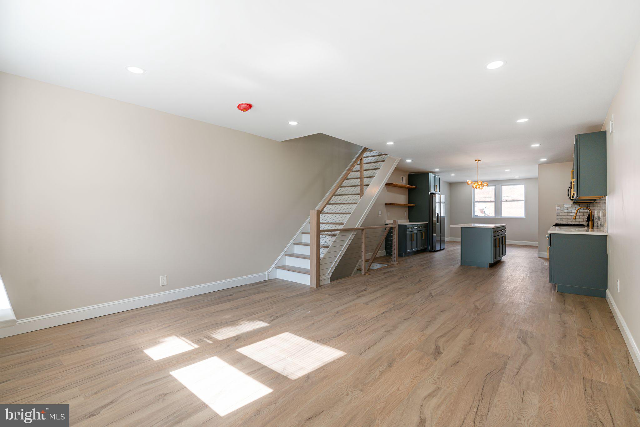 7705 PICKERING AVENUE