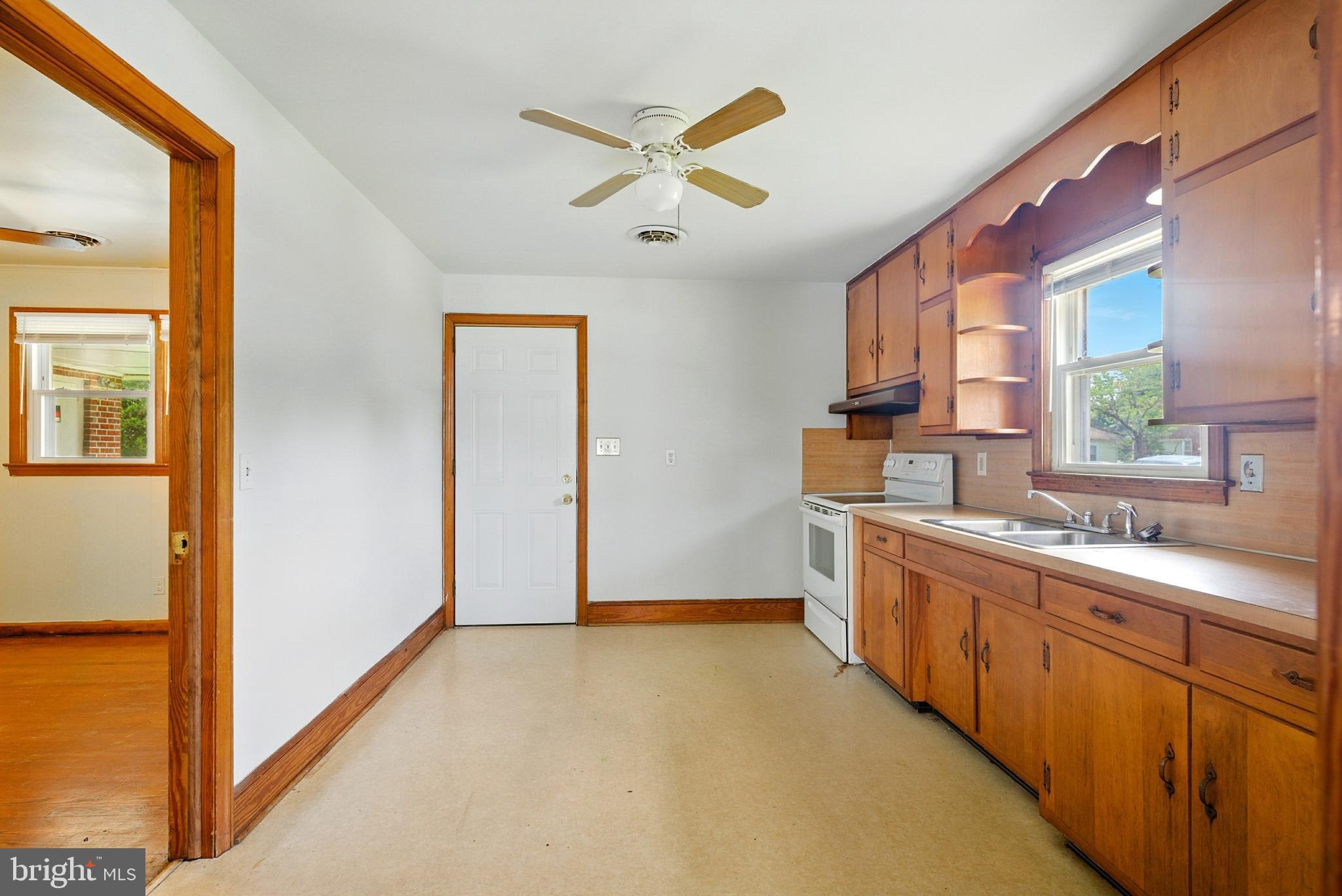 144 HAMLIN AVENUE