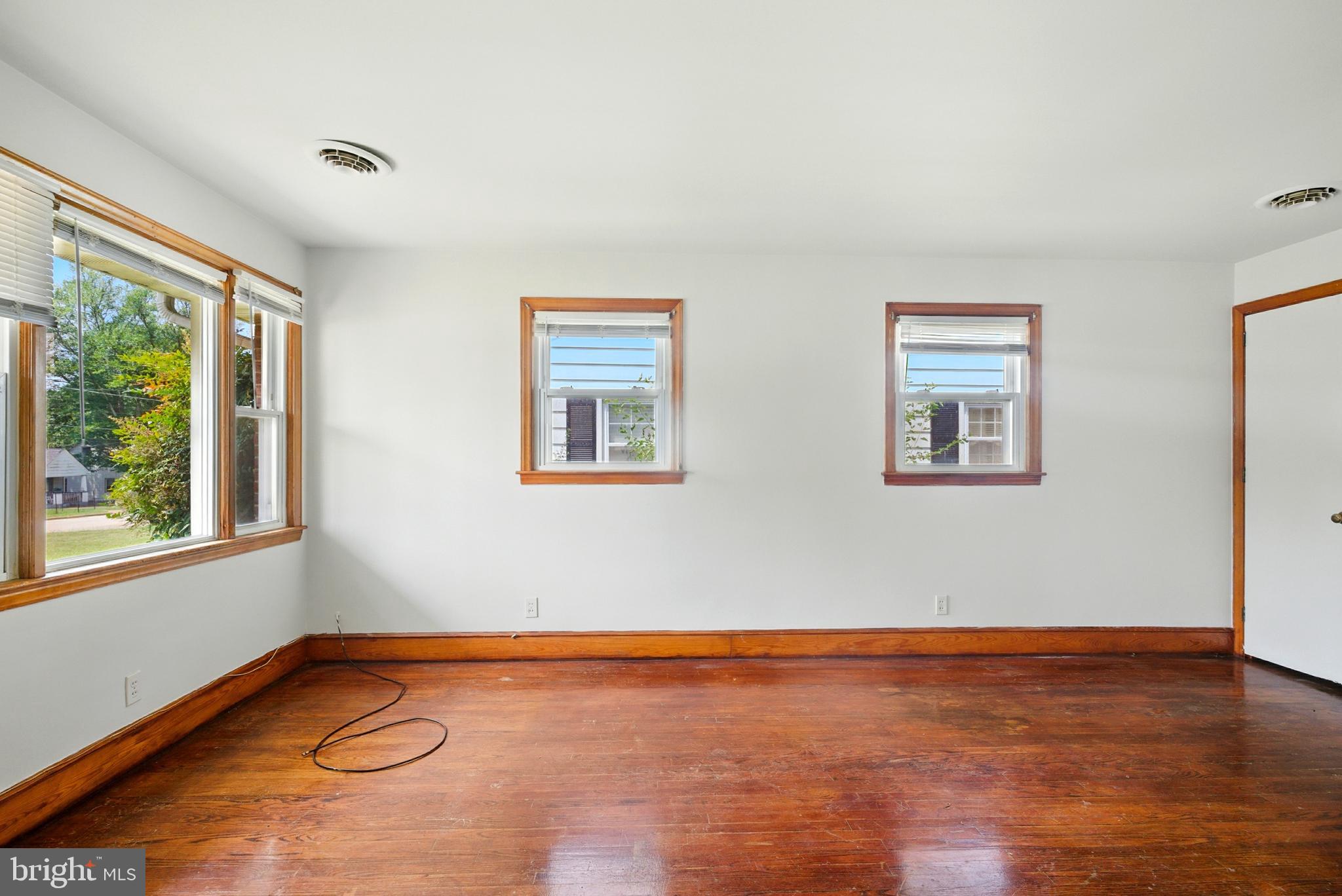 144 HAMLIN AVENUE
