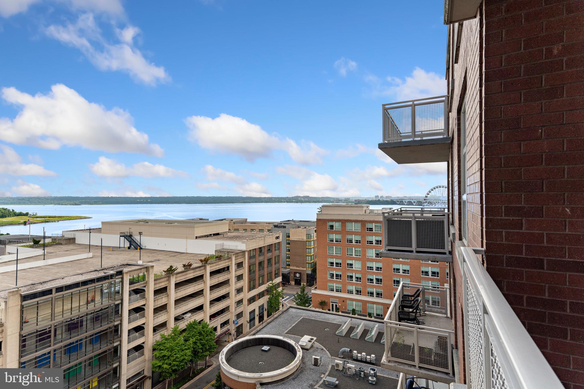 FLEET STREET CONDOMINIUMS - Residential