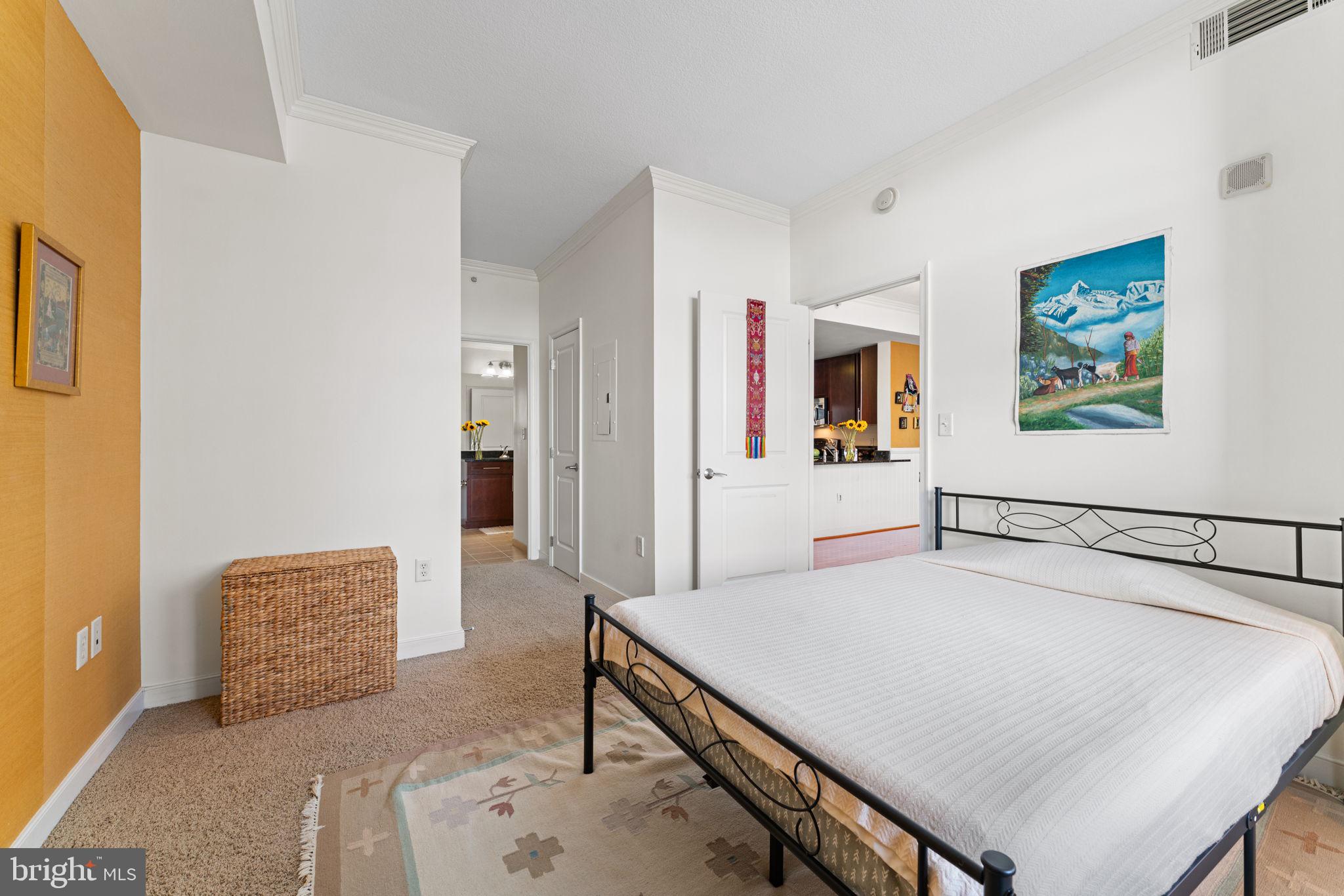 FLEET STREET CONDOMINIUMS - Residential