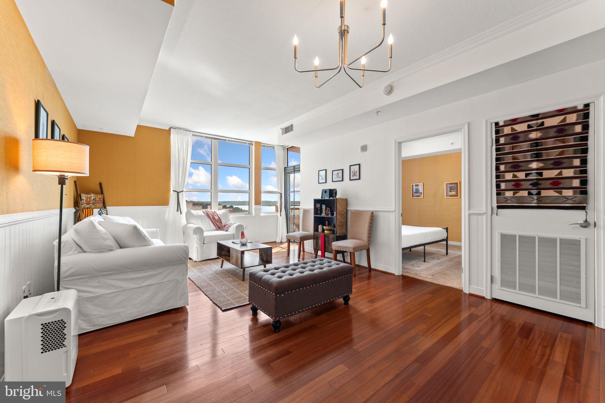 FLEET STREET CONDOMINIUMS - Residential