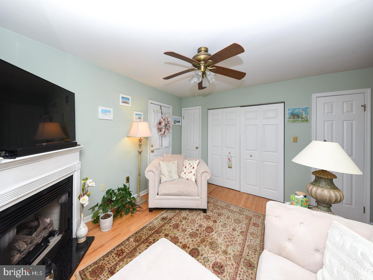 HUNTINGDON VALLEY - Residential