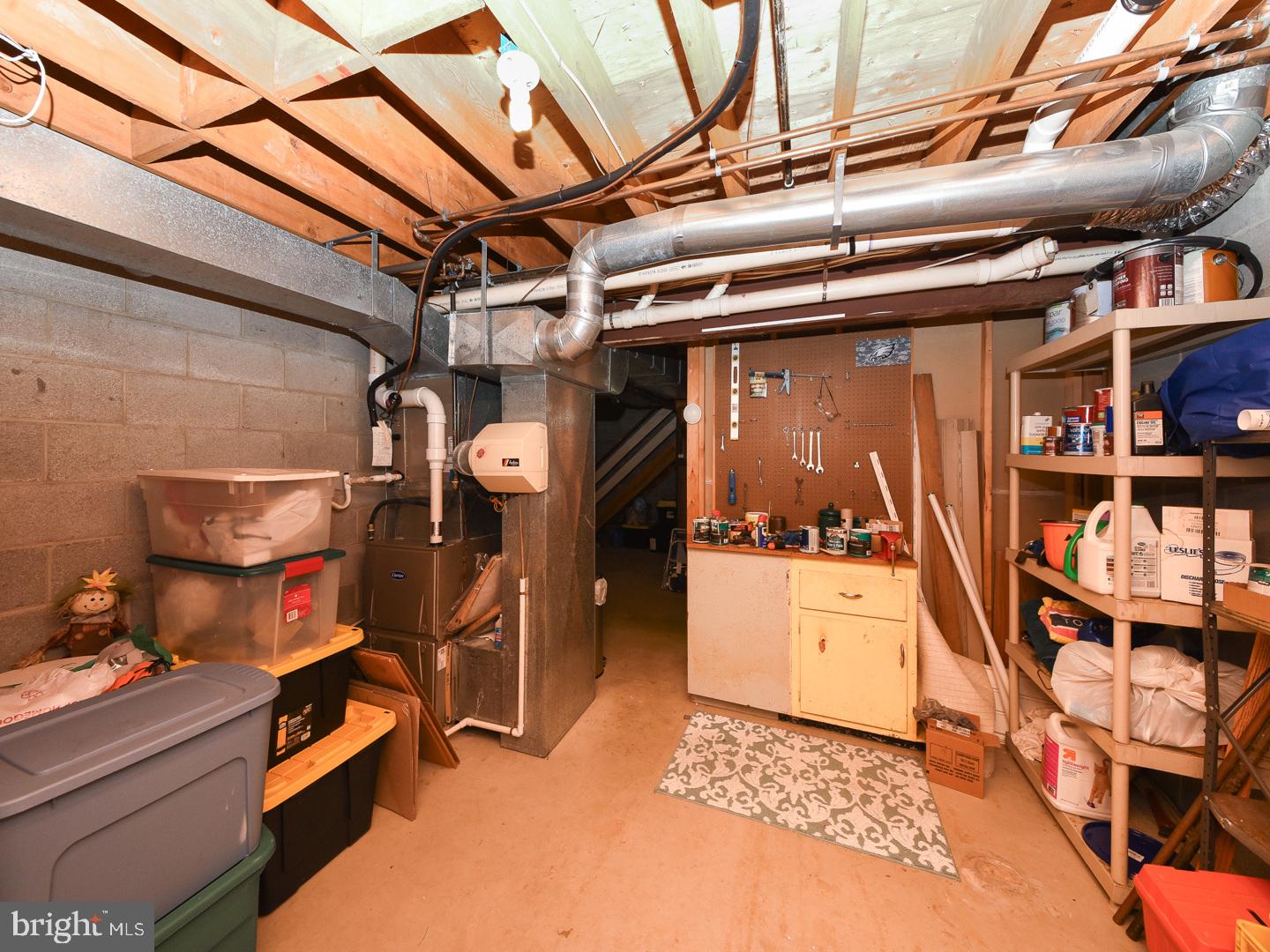 HUNTINGDON VALLEY - Residential