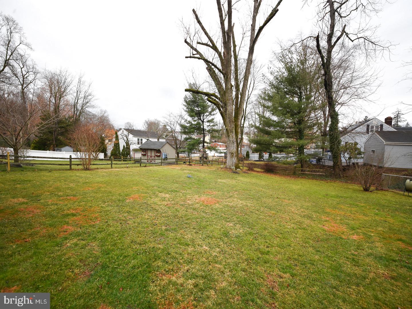 HUNTINGDON VALLEY - Residential