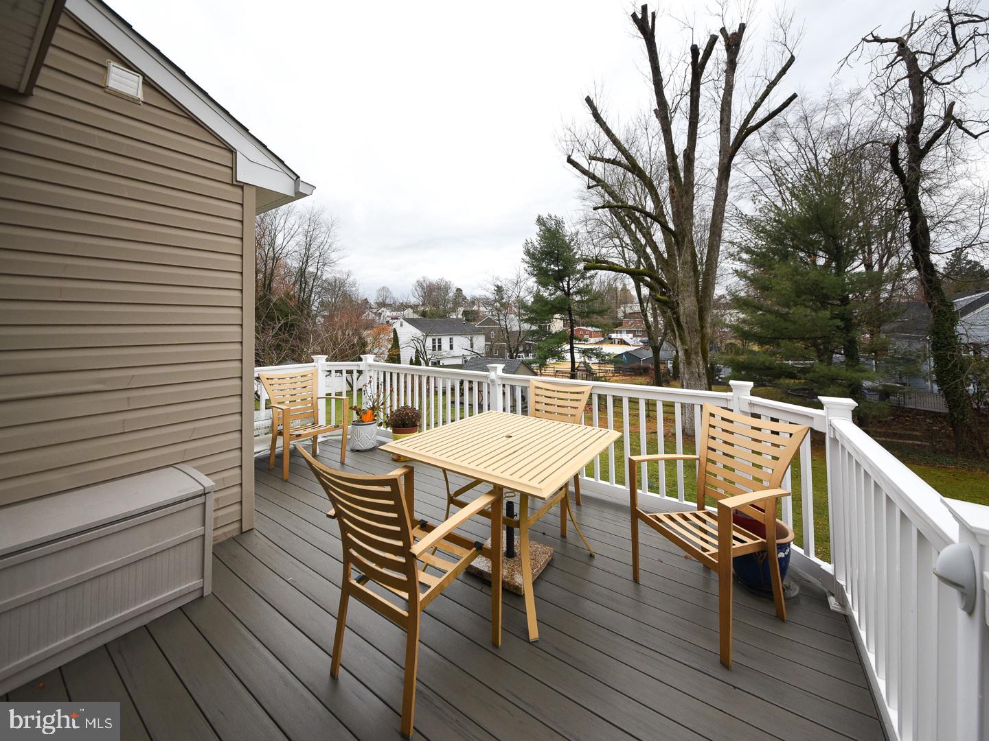 HUNTINGDON VALLEY - Residential