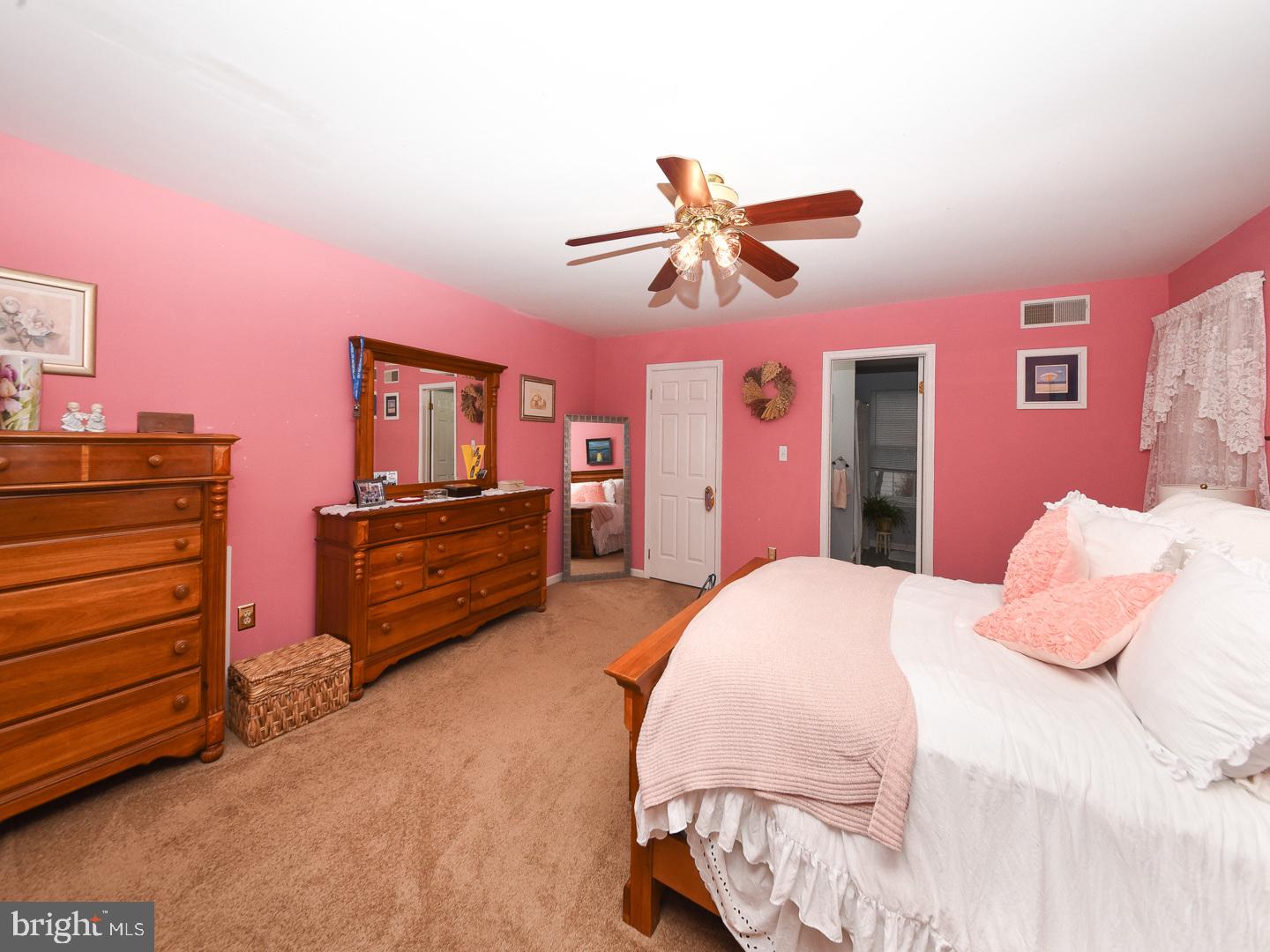 HUNTINGDON VALLEY - Residential