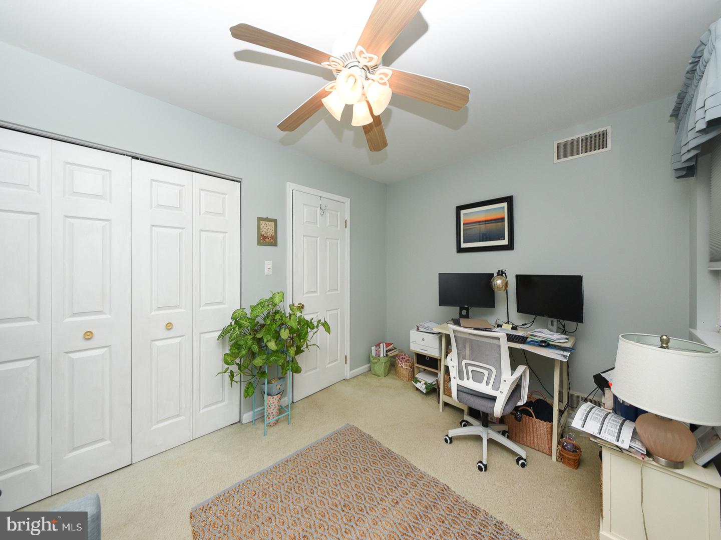 HUNTINGDON VALLEY - Residential