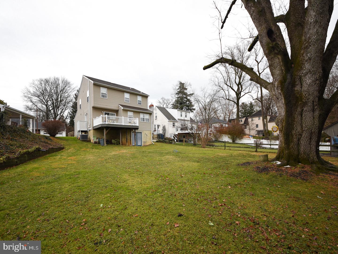 HUNTINGDON VALLEY - Residential