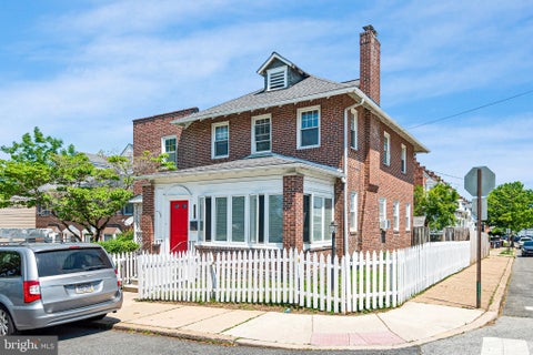 Homes For Sale - 1801 W 10th Street<br/> WILMINGTON, DE 19805