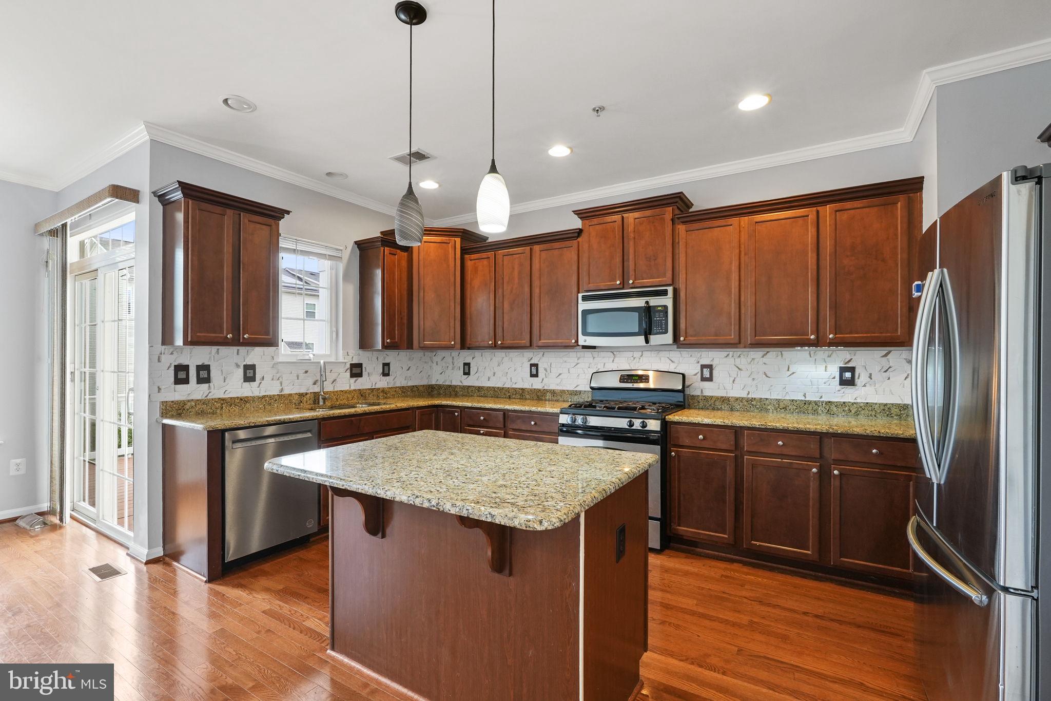 TANYARD SPRINGS - Residential