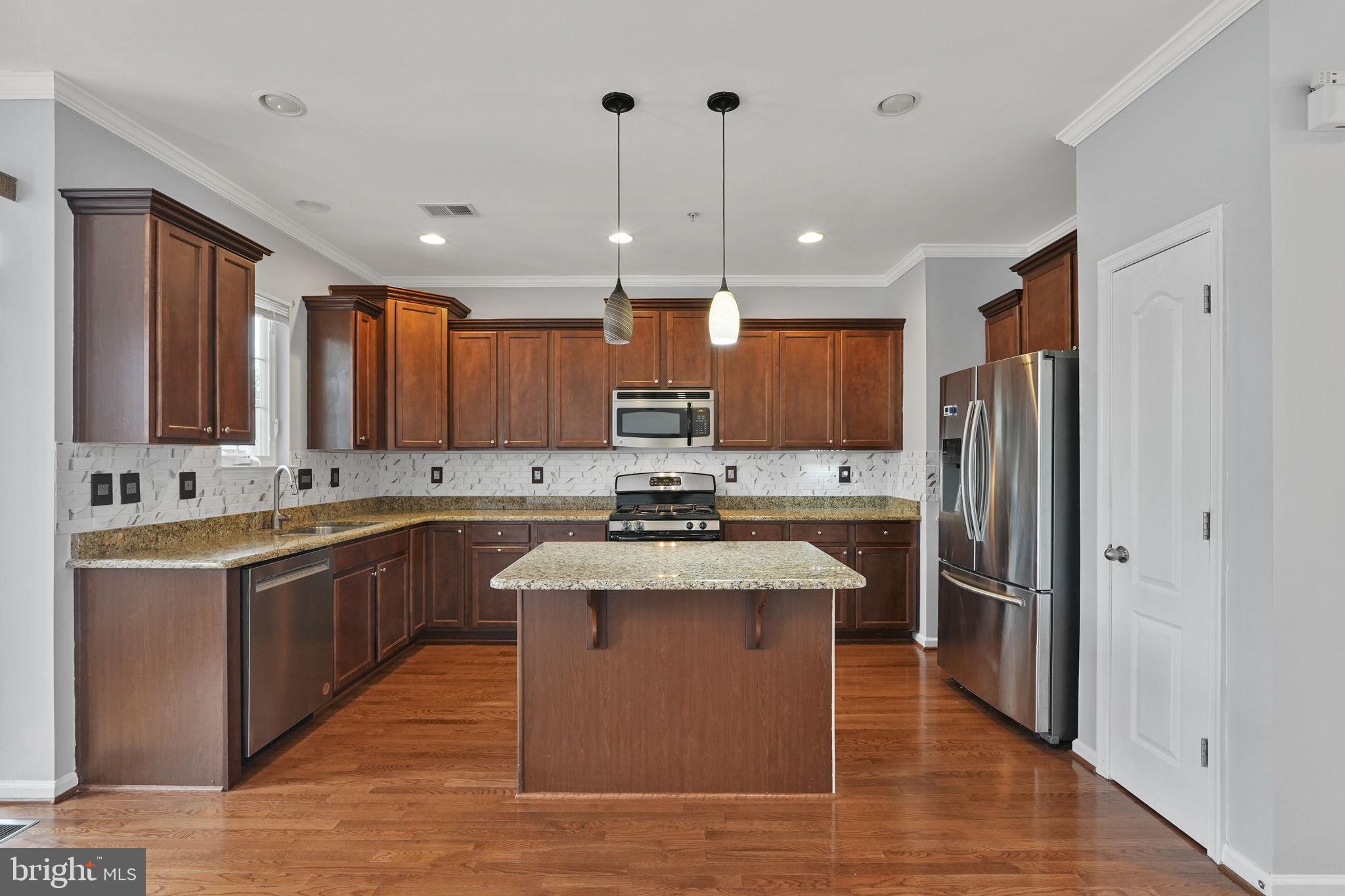 TANYARD SPRINGS - Residential