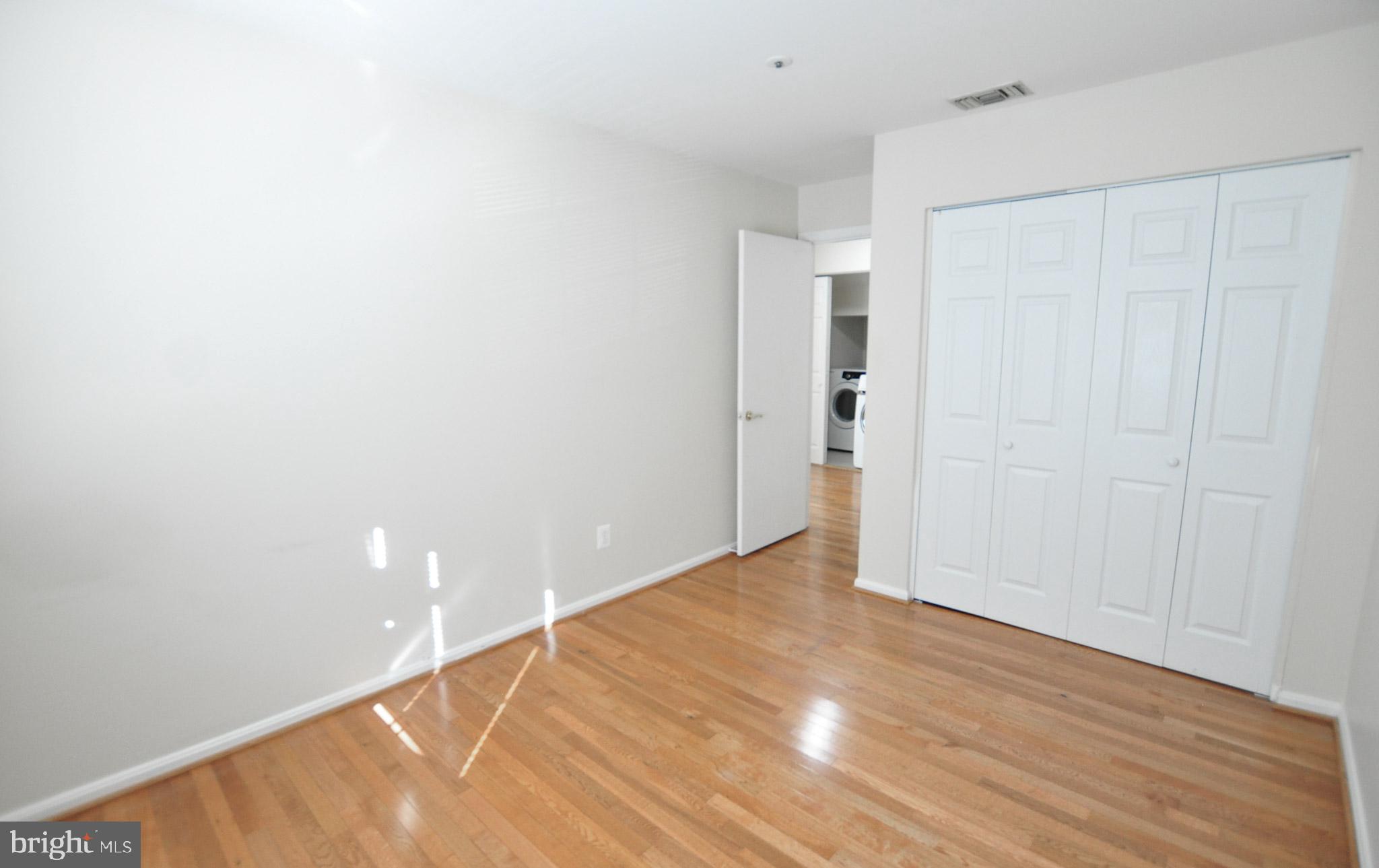 GLENSFORD CONDO - Residential