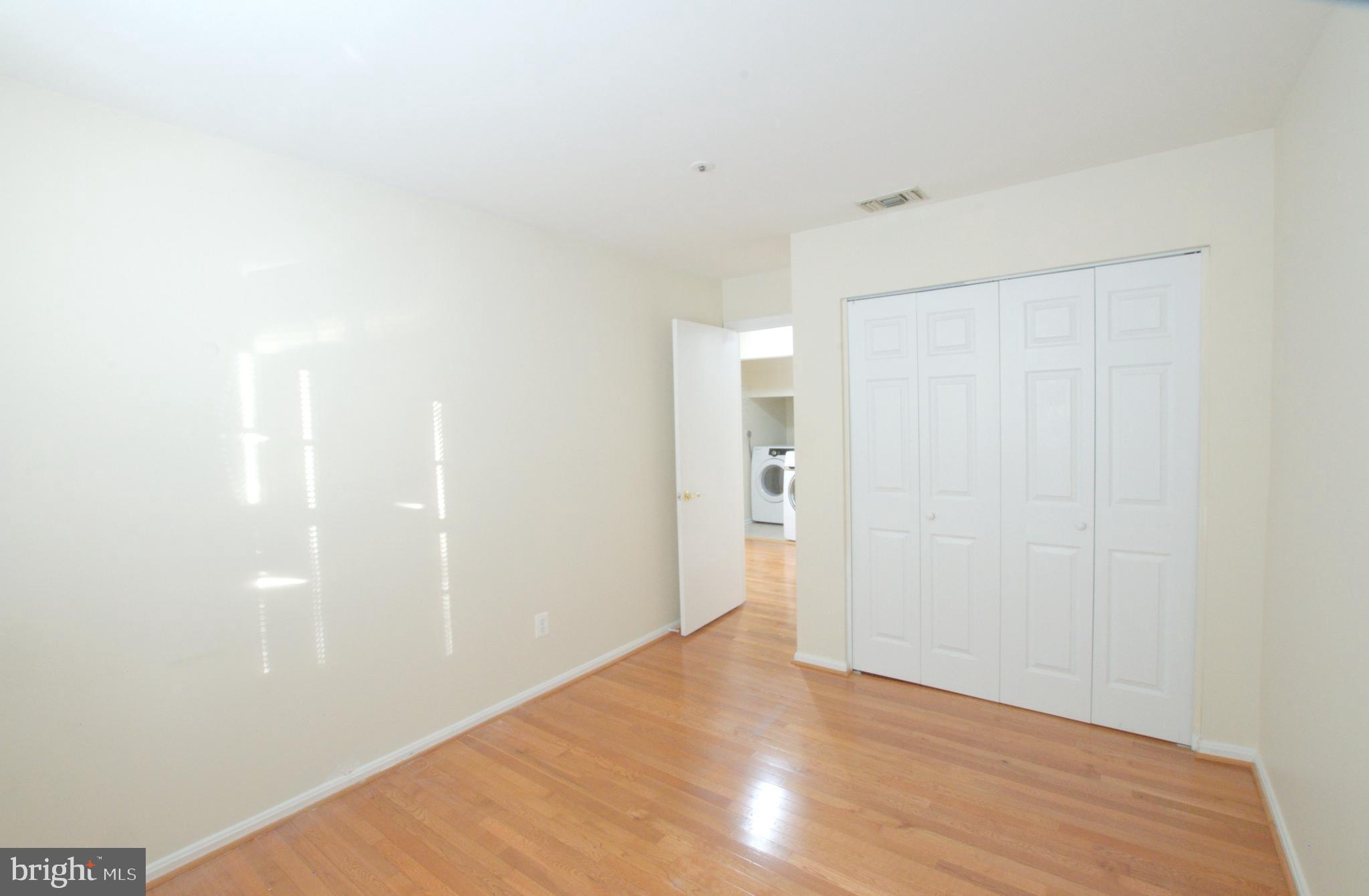 GLENSFORD CONDO - Residential