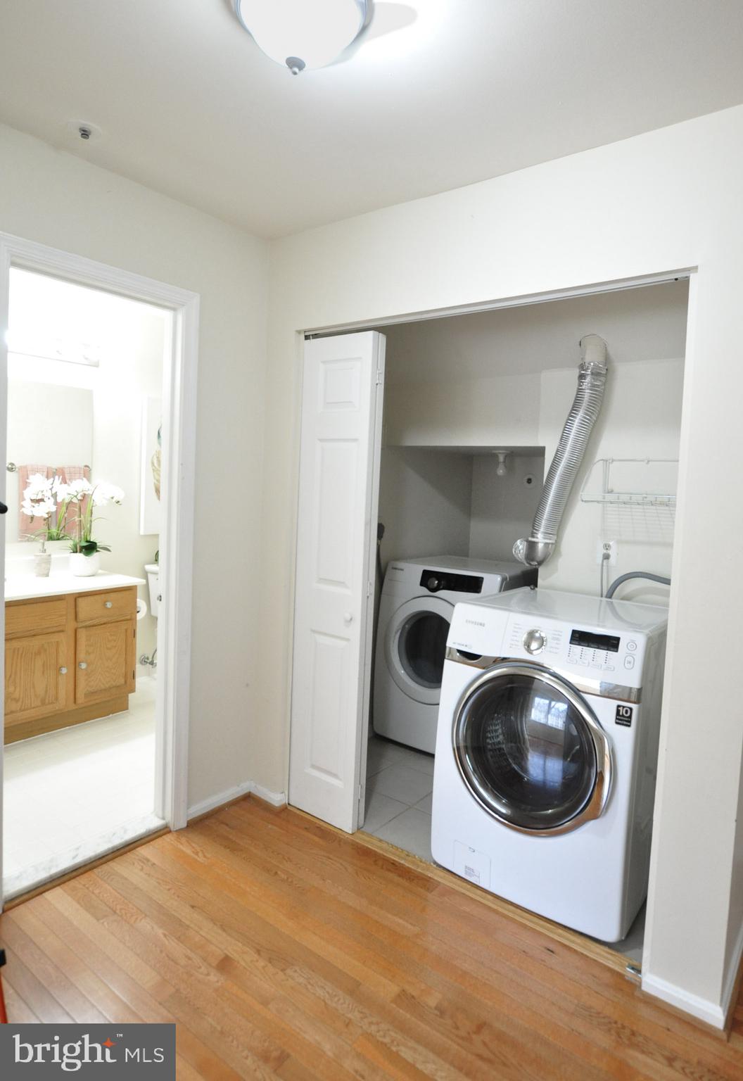 GLENSFORD CONDO - Residential