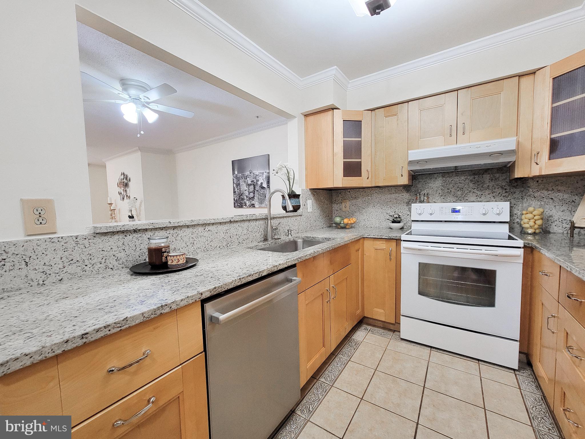 GLENSFORD CONDO - Residential