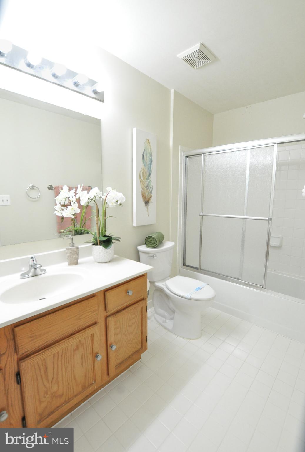 GLENSFORD CONDO - Residential