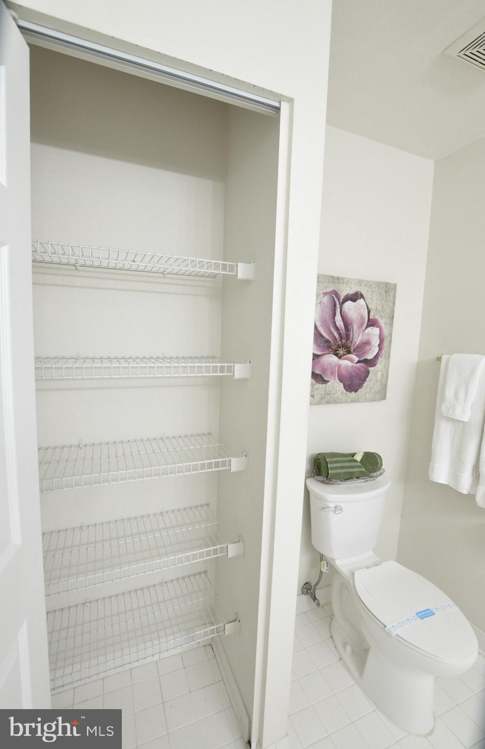 GLENSFORD CONDO - Residential