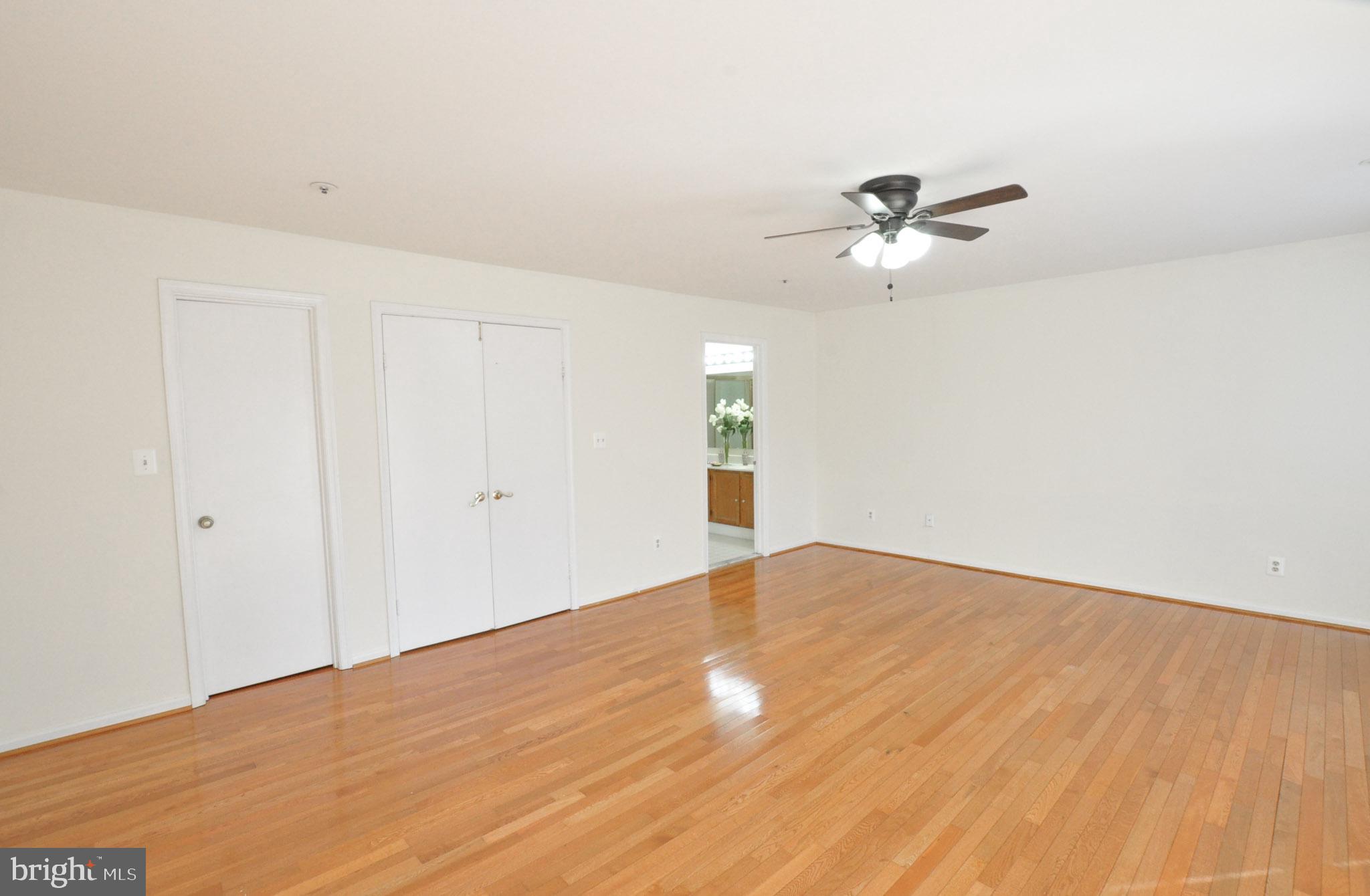 GLENSFORD CONDO - Residential