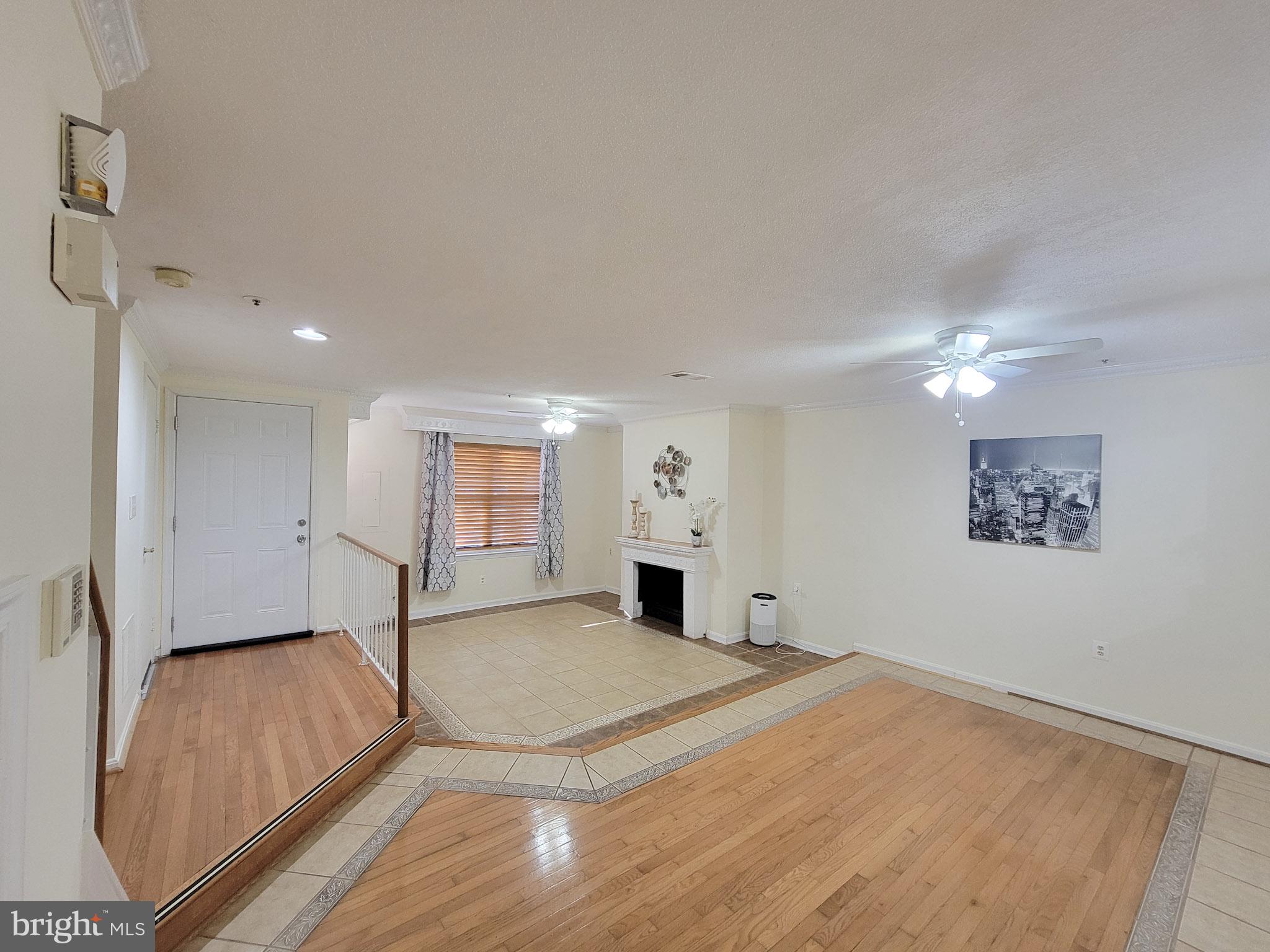 GLENSFORD CONDO - Residential