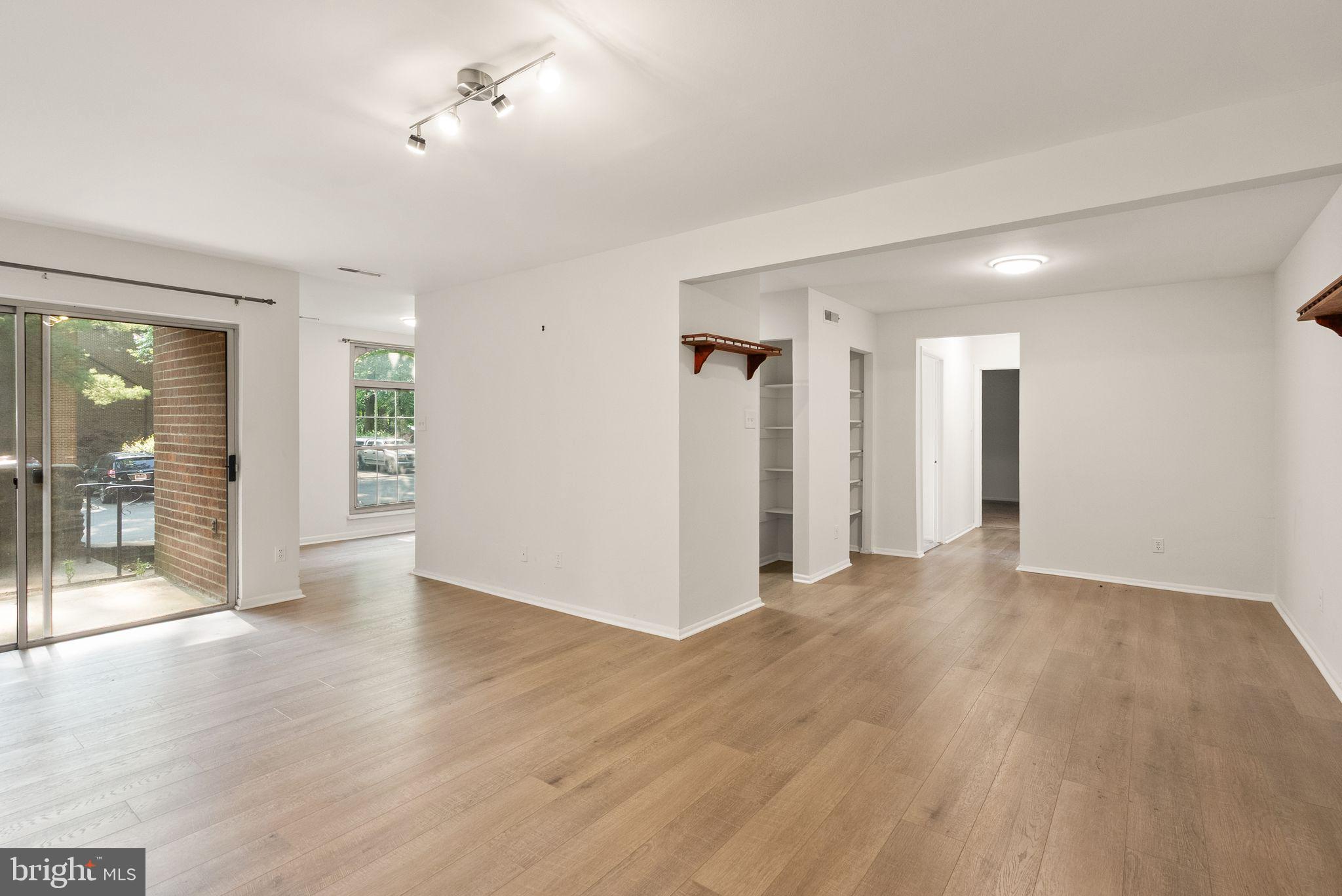 3378 WOODBURN ROAD 11