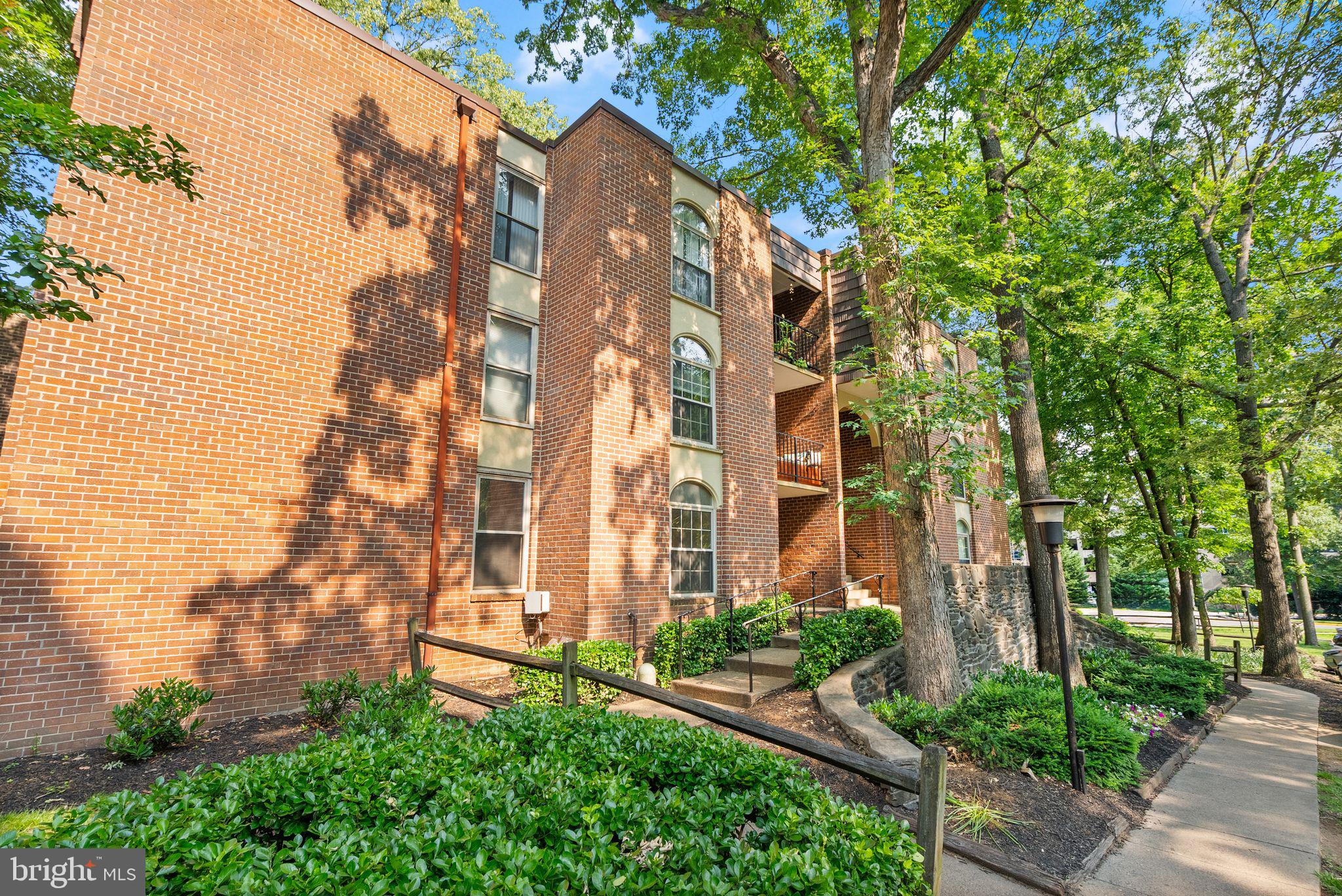 3378 WOODBURN ROAD 11