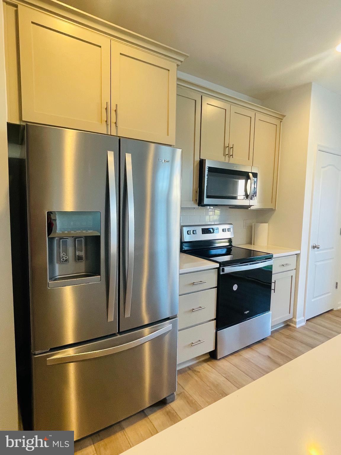 MARTINSBURG STATION - Residential Lease