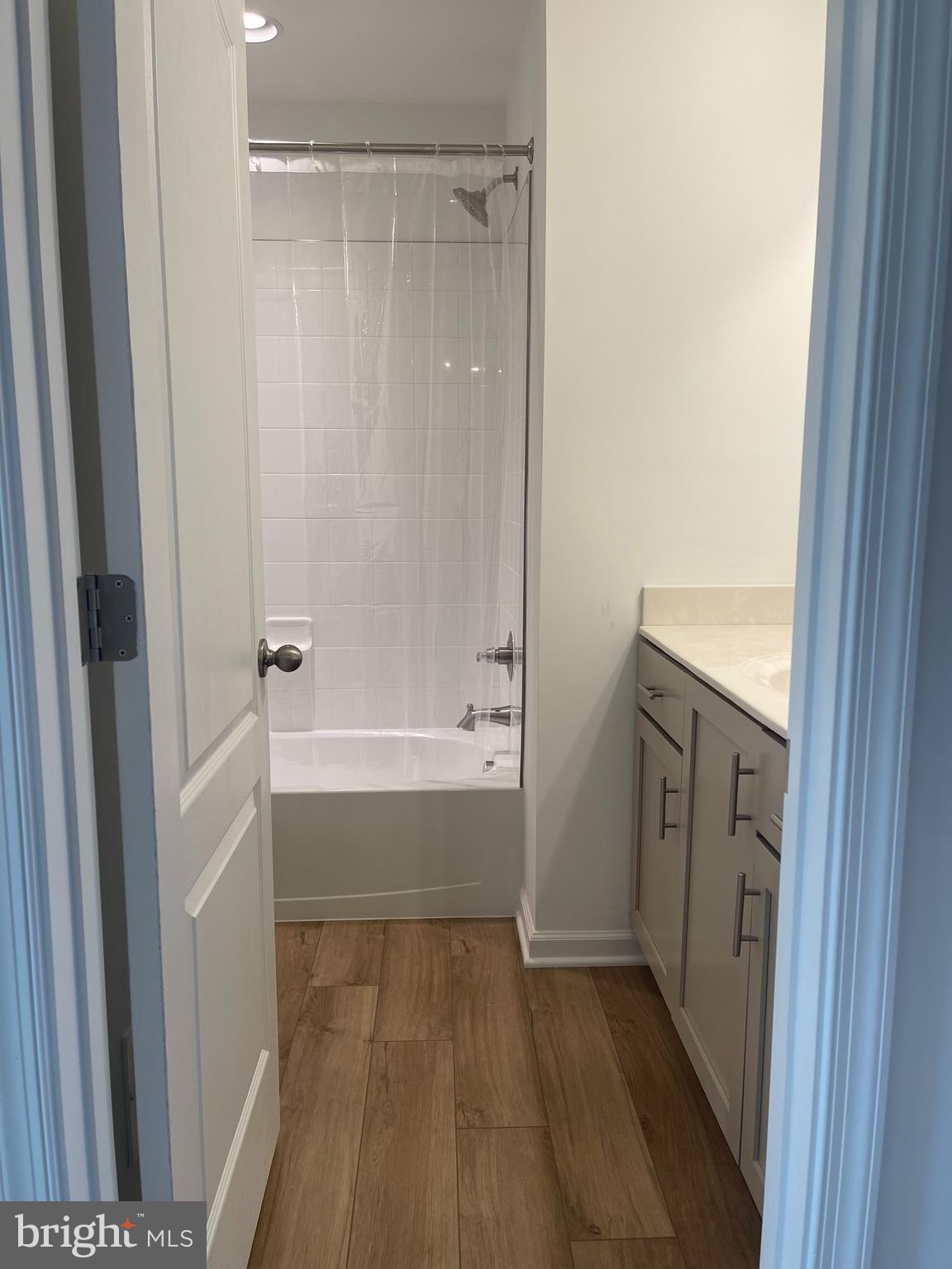 MARTINSBURG STATION - Residential Lease